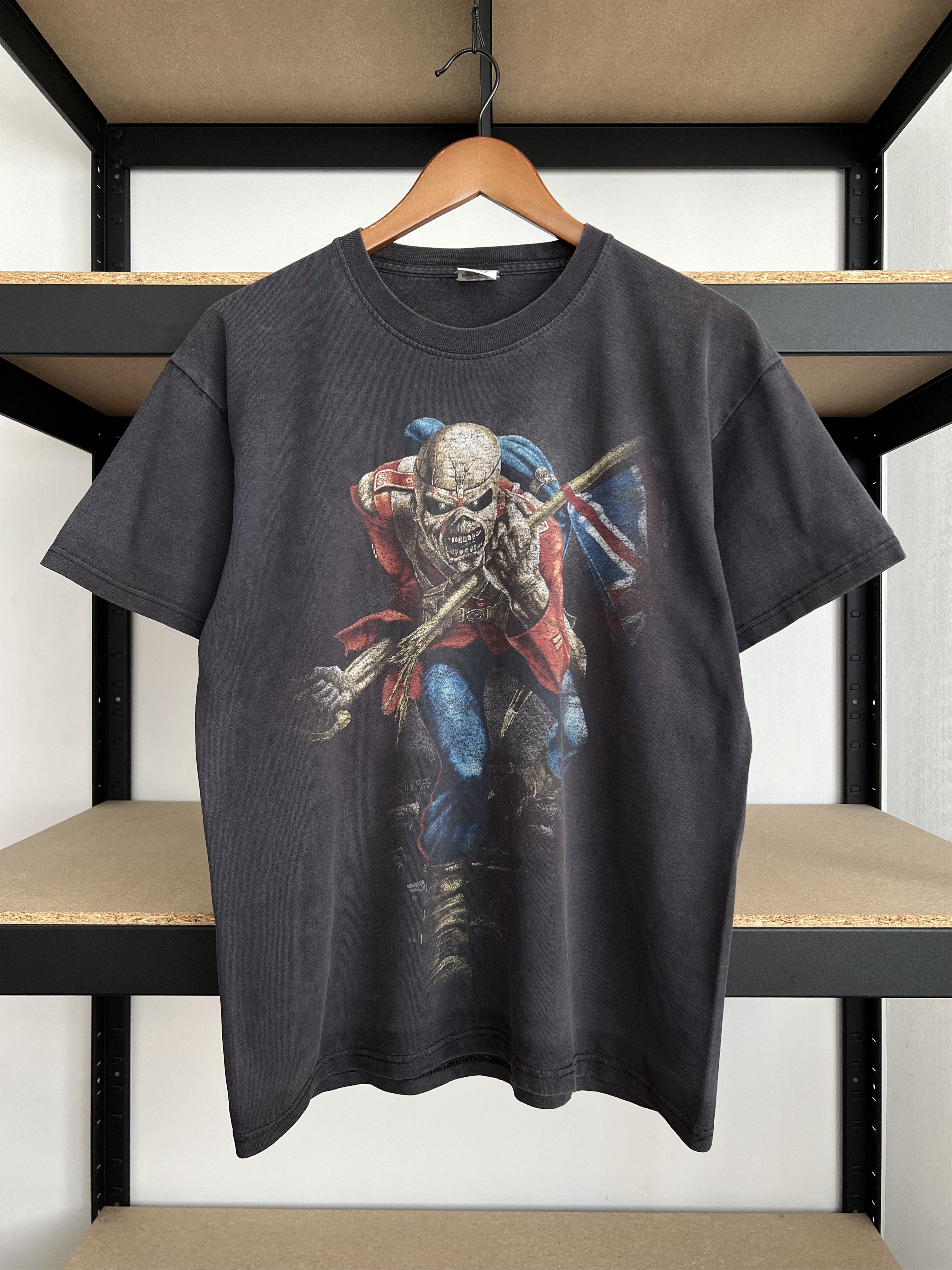Band Tees Vintage 2010 Iron Maiden The Final Frontier Black T-shirt Size US L / EU 52-54 / 3 - 3 Thumbnail