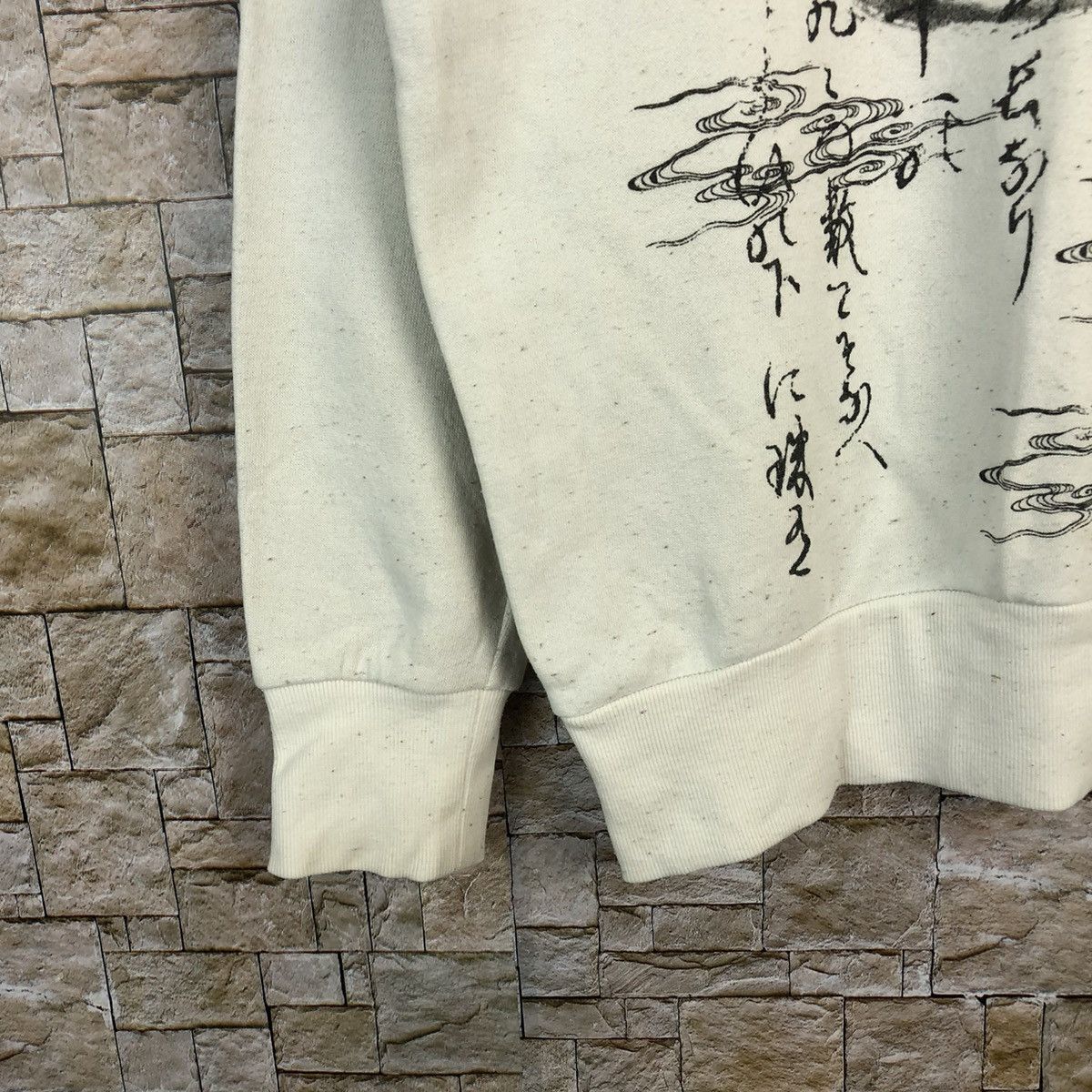 Japanese Brand Japan Dragon vintage White Sweatshirt #A792 Size US M / EU 48-50 / 2 - 7 Thumbnail