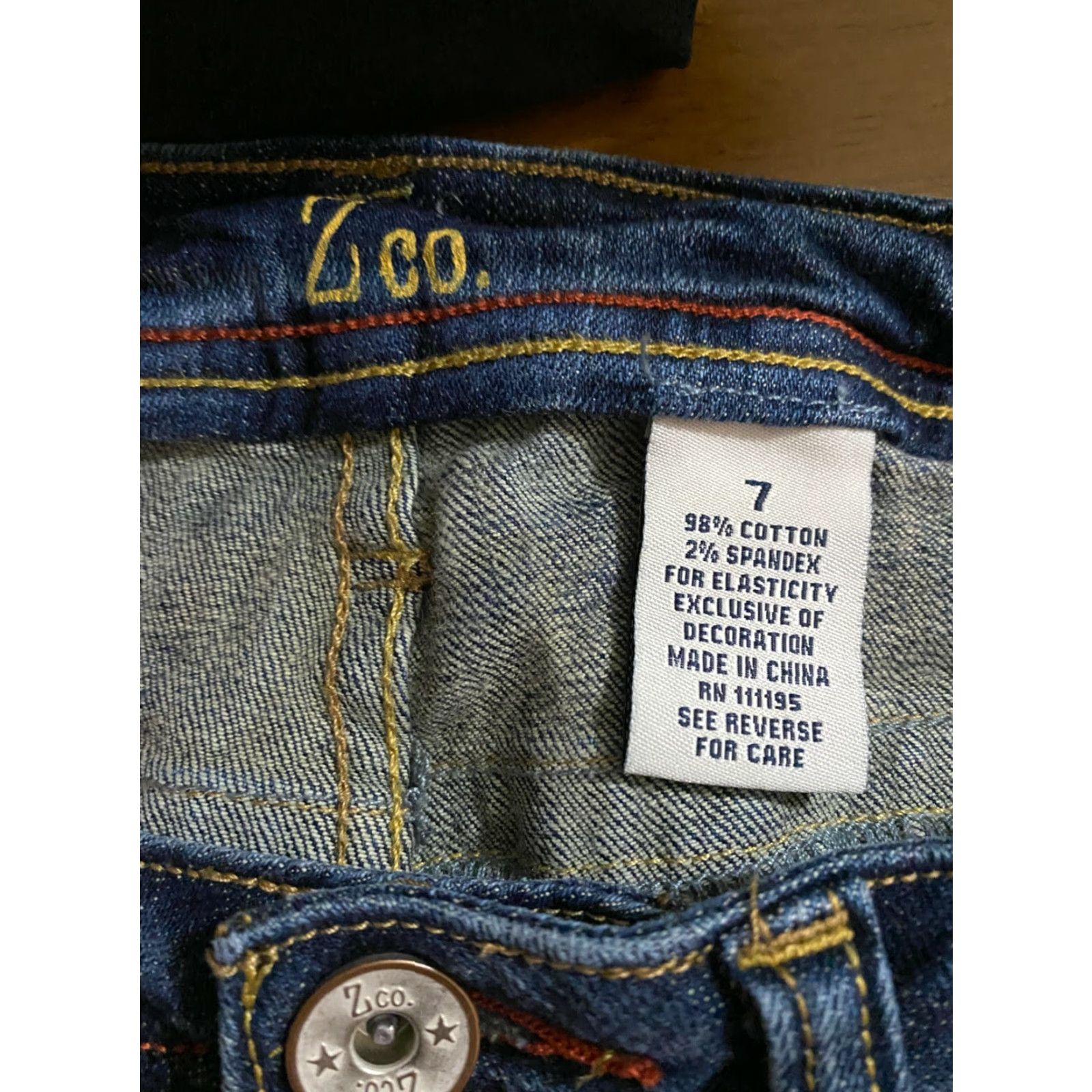 Vintage Zco Jeans Premium Womens Sz 7 Dark Wash pocket accents Blue Jeans Bootscut Casual Womens Size 7 Zco Jeans Size 28" / US 6 / IT 42 - 4 Thumbnail
