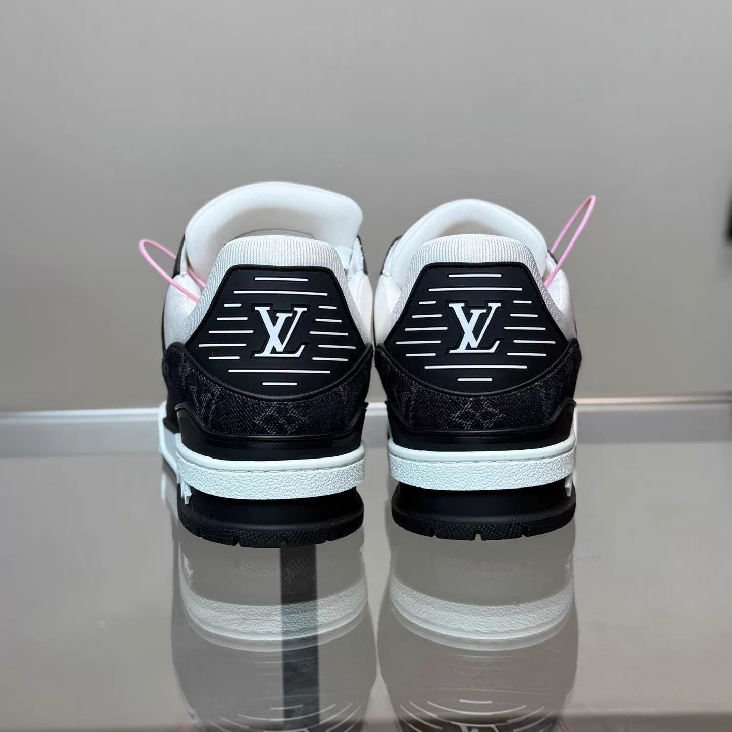 Louis Vuitton LV Trainer Black White Denim UK9(43) New Unworn Original Box Size US 10 / EU 43 - 3 Thumbnail