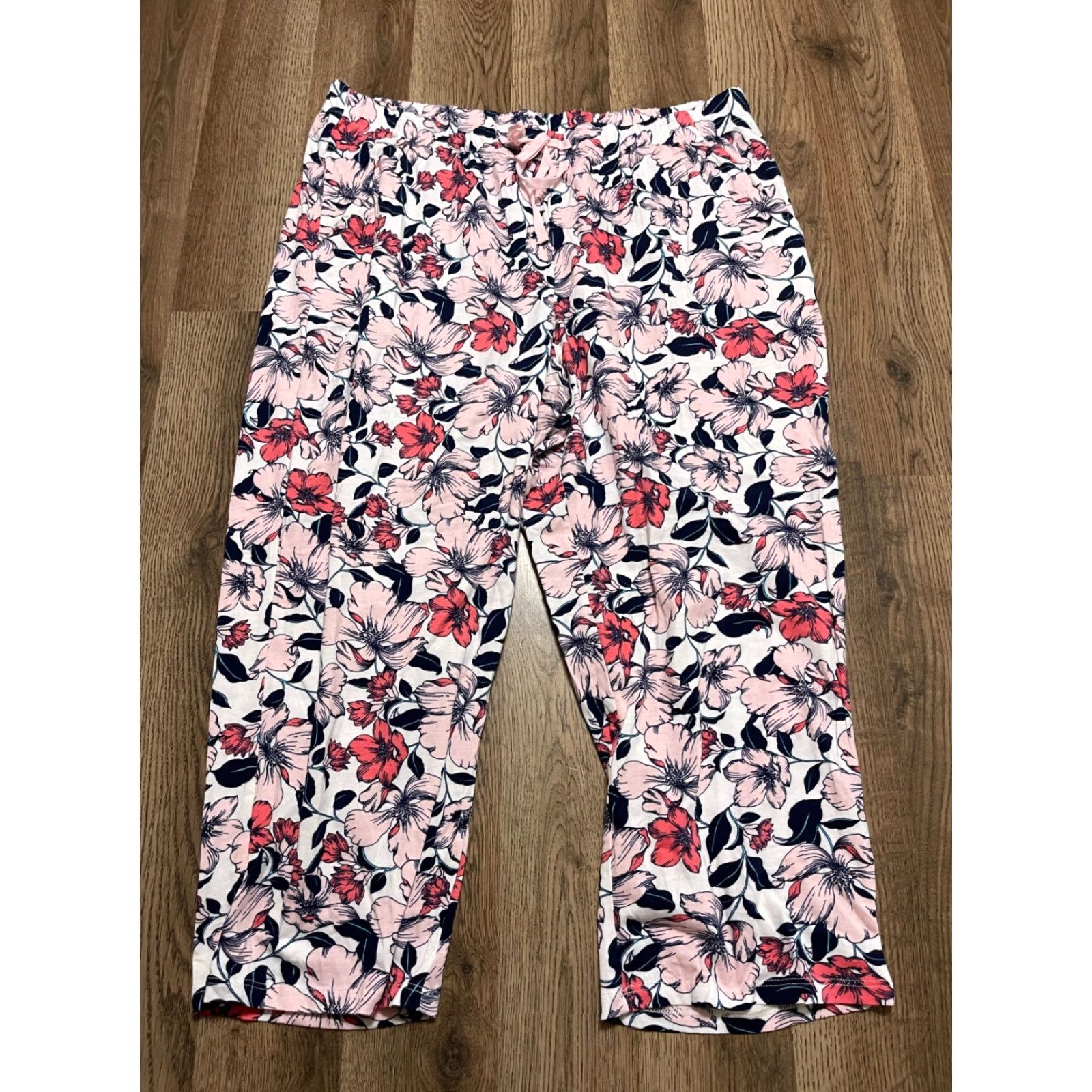 Liz Claiborne Liz Claiborne Womens Large Capris Lounge Pants, Multicolor Floral Sleepwear, Colorful Capris Womens Size 36" / US 14 / IT 50 - 2 Thumbnail