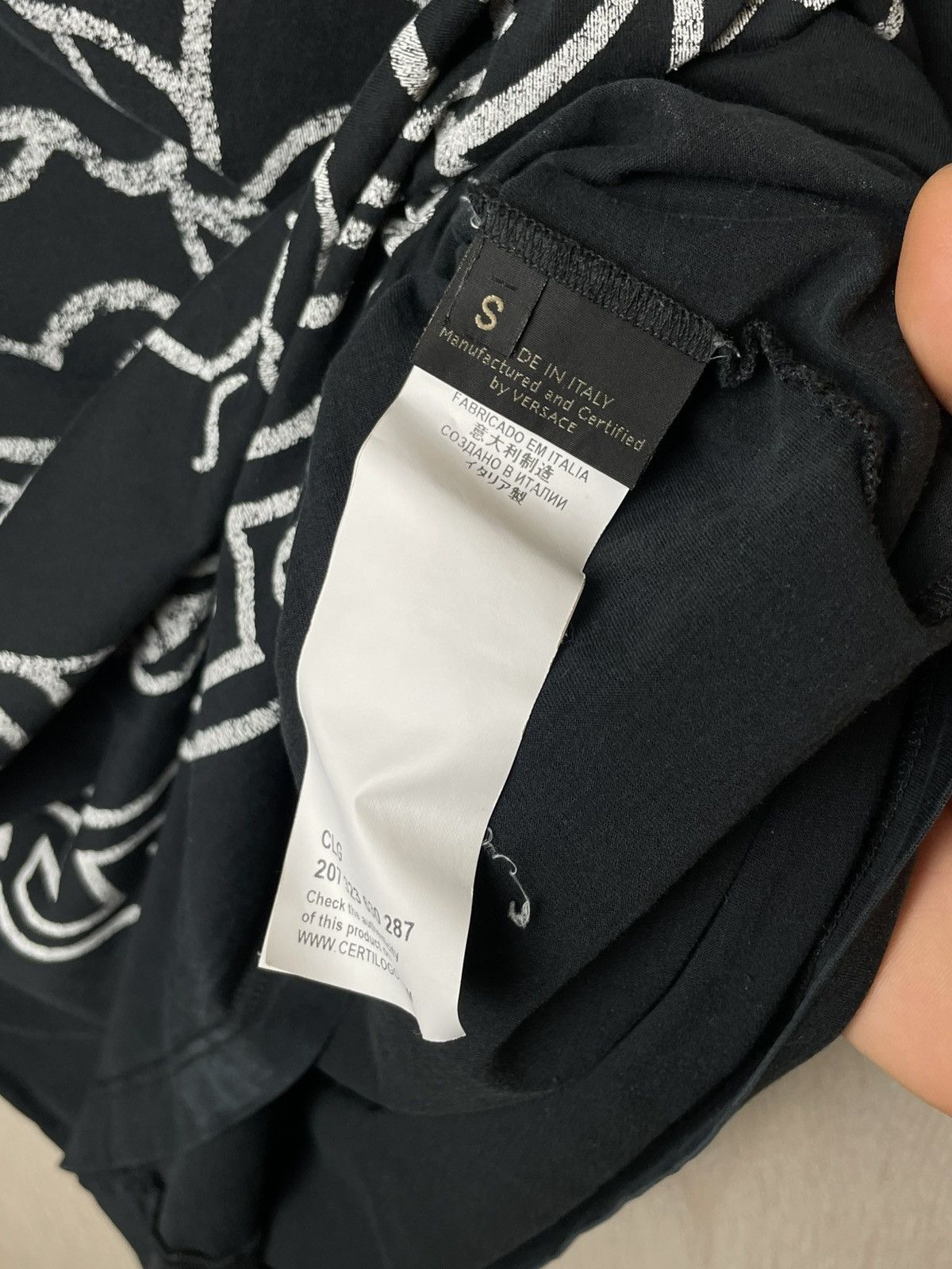 Versace Versace Medusa Distressed Tee T-shirt Size US S / EU 44-46 / 1 - 12 Thumbnail