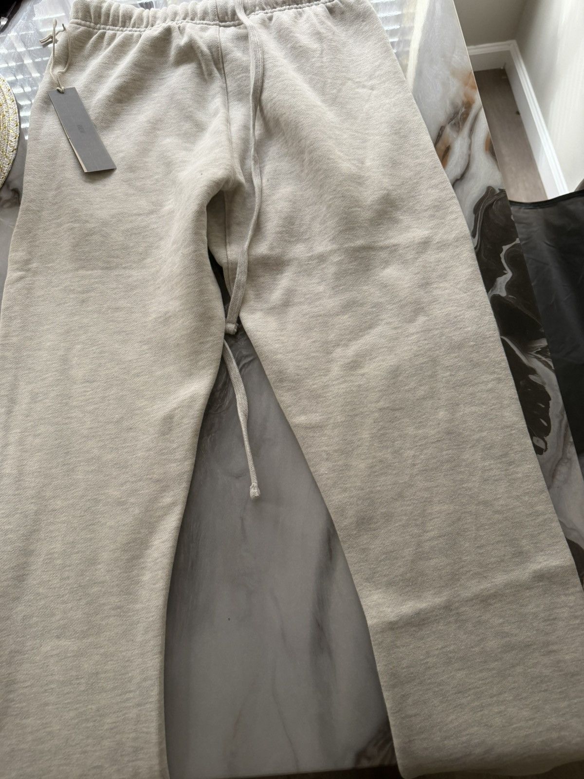 Essentials Essentials joggers light oatmeal size xxs Size US 26 / EU 42 - 2 Thumbnail