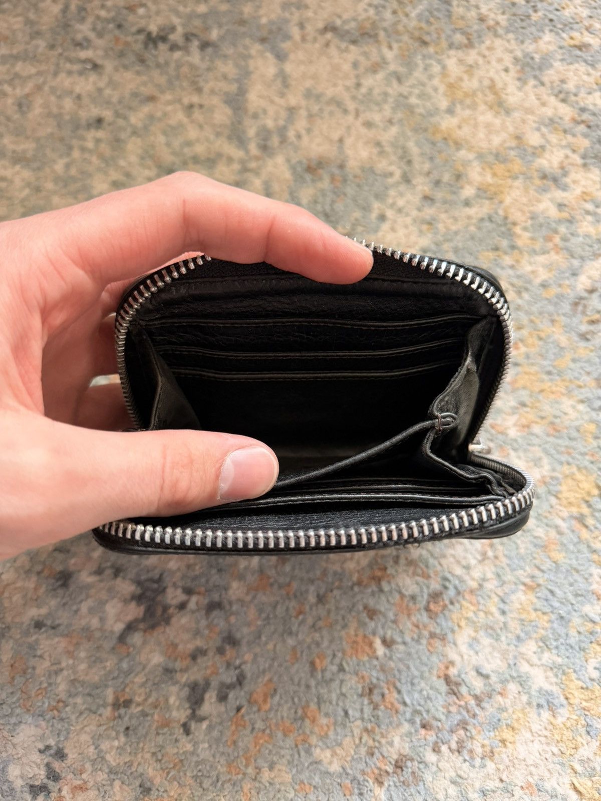Chrome Hearts Chrome Hearts Pyramid Plus Studded Black Leather Zip Wallet Size ONE SIZE - 7 Thumbnail