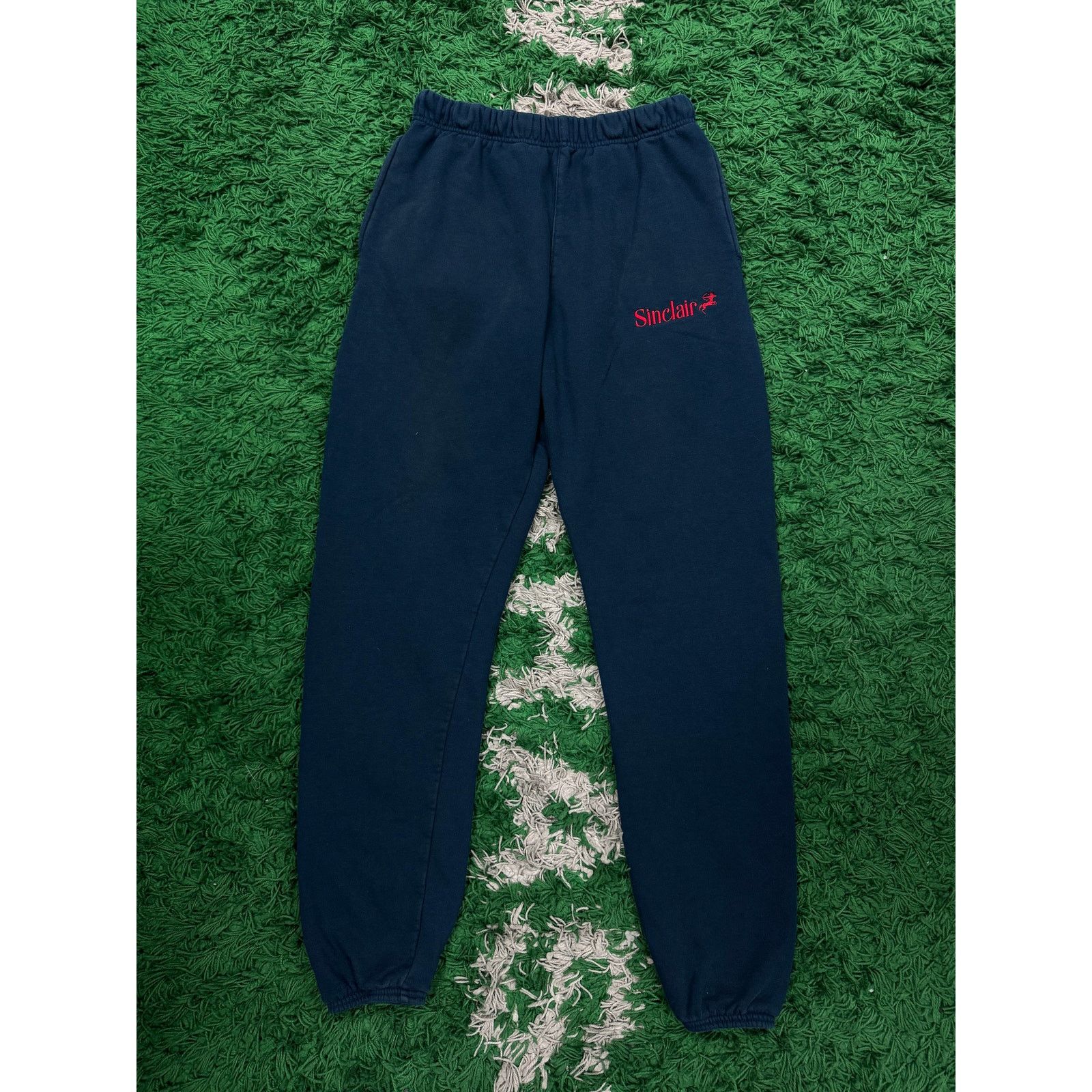 Sinclair Global Sinclar Sweats Navy Red Used Medium Size US 33 - 1 Thumbnail