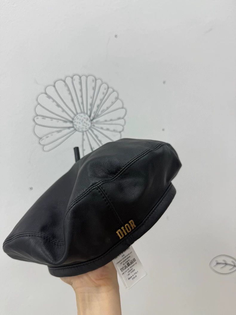 Dior Dior Full Leather Beret Size 58 - dmc Size ONE SIZE - 1 Thumbnail