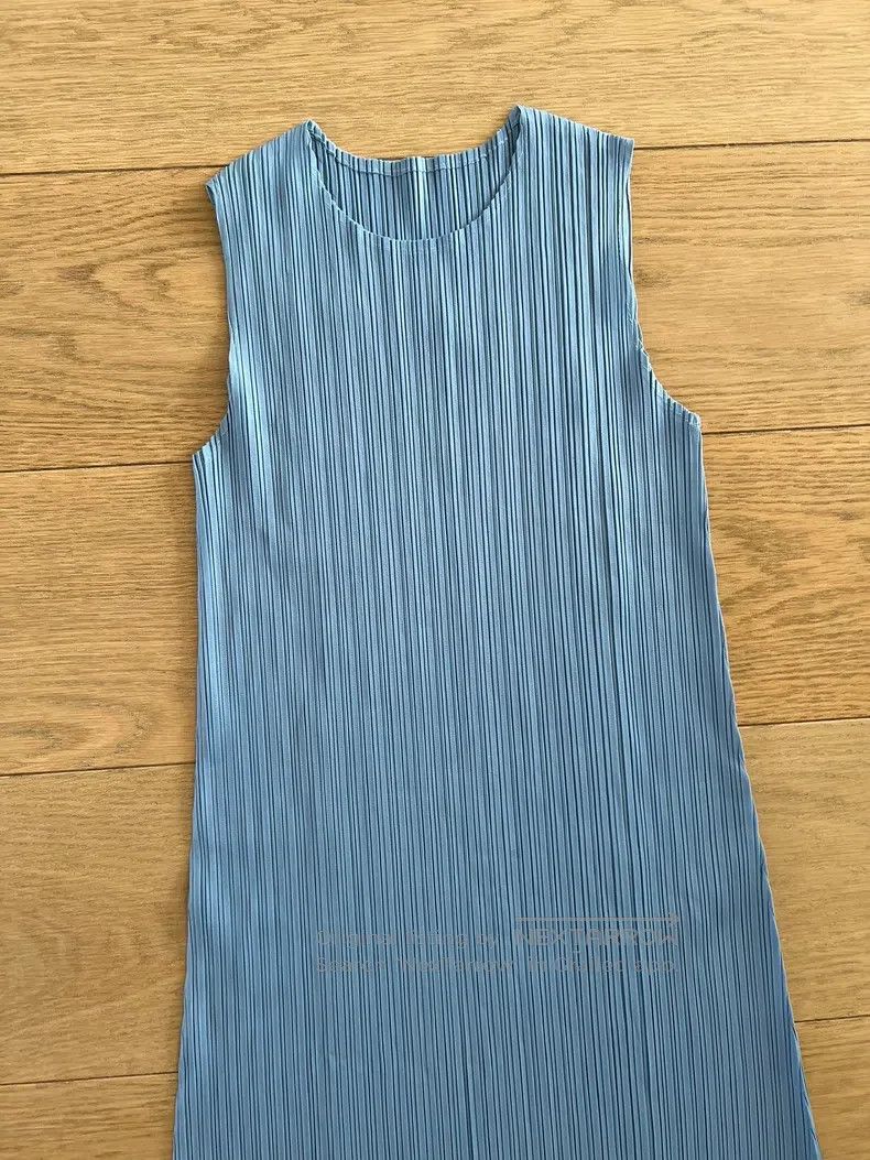 Issey Miyake Issey Miyake size:one size Haze Blue Pleated Sleeveless Dr Size XXS / US 00 / IT 34 - 2 Thumbnail