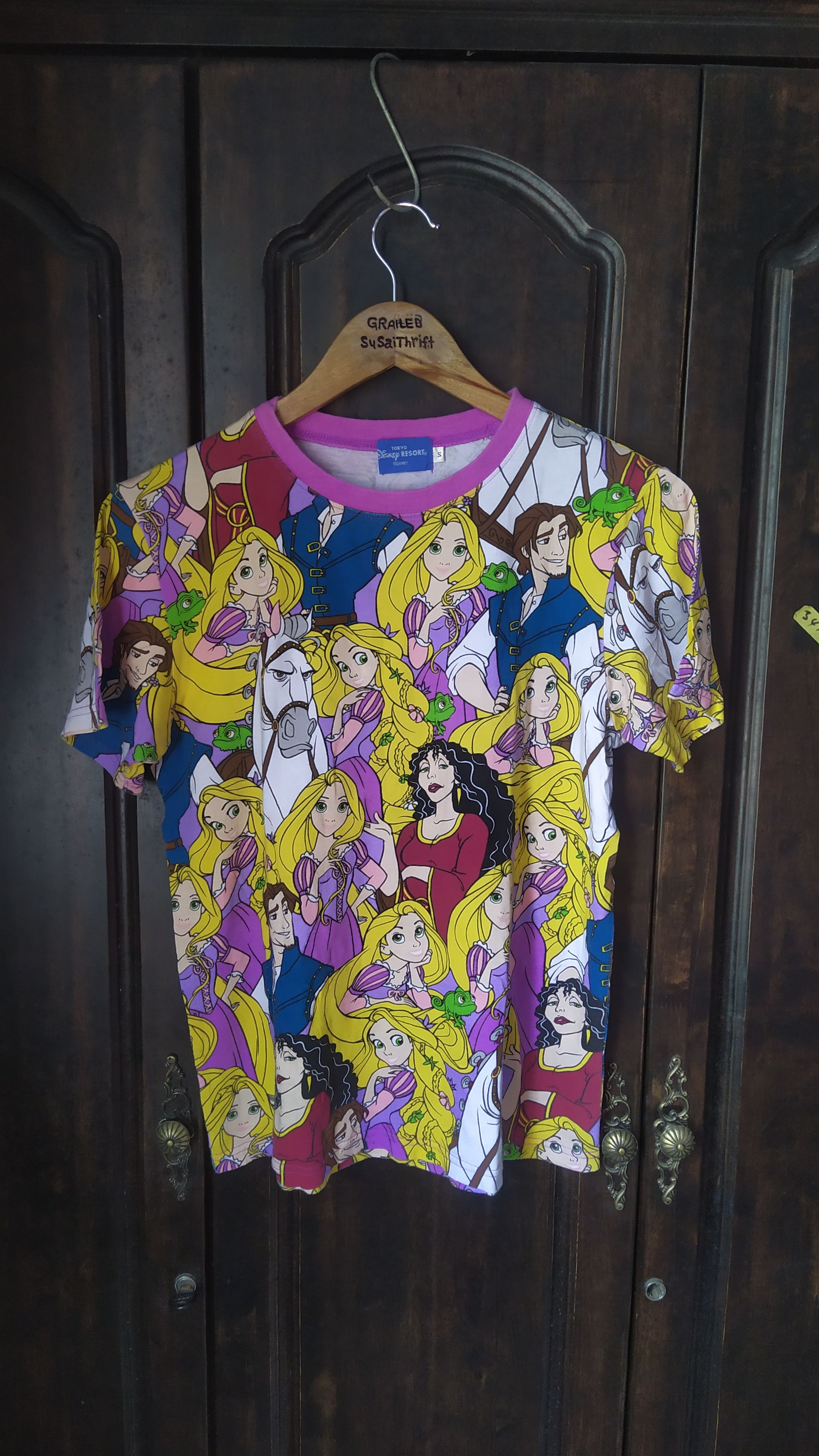 Rapunzel over print casual shirt