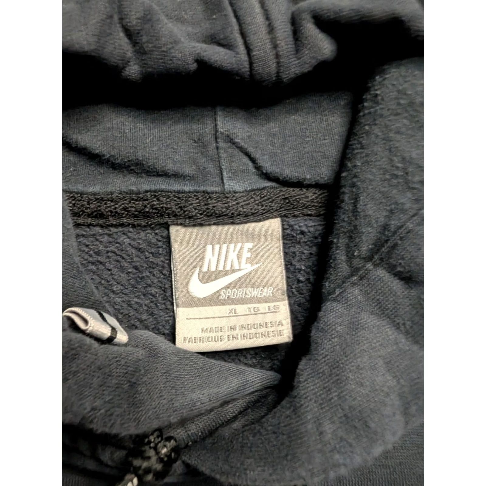 Nike VINTAGE Nike Hoodie Spellout Logo Center Swoosh Center Check Black Size XL Mens 90s Size US XL / EU 56 / 4 - 2 Thumbnail