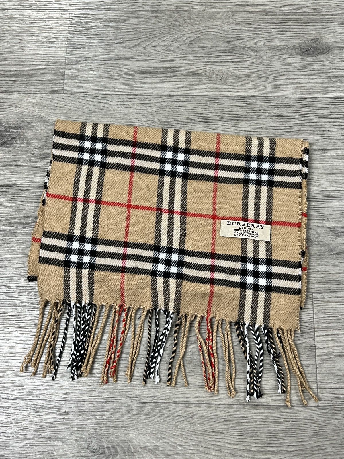 Burberry Burberry London 100% Cashmere Classic Check Scarf Size ONE SIZE - 2 Thumbnail
