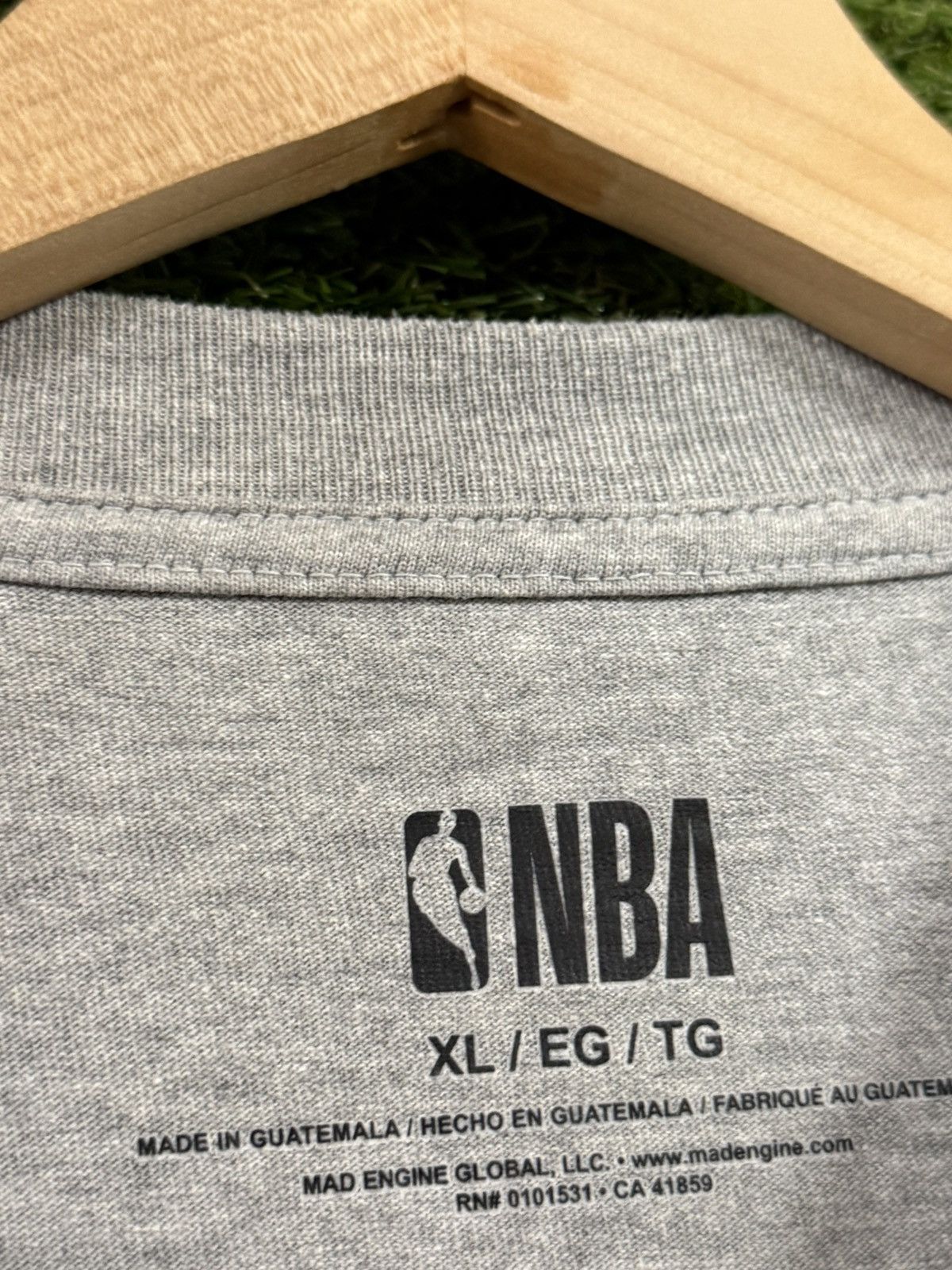 NBA Boston Celtics NBA Champion Basketball Logo Tee XL MA Size US XL / EU 56 / 4 - 3 Thumbnail