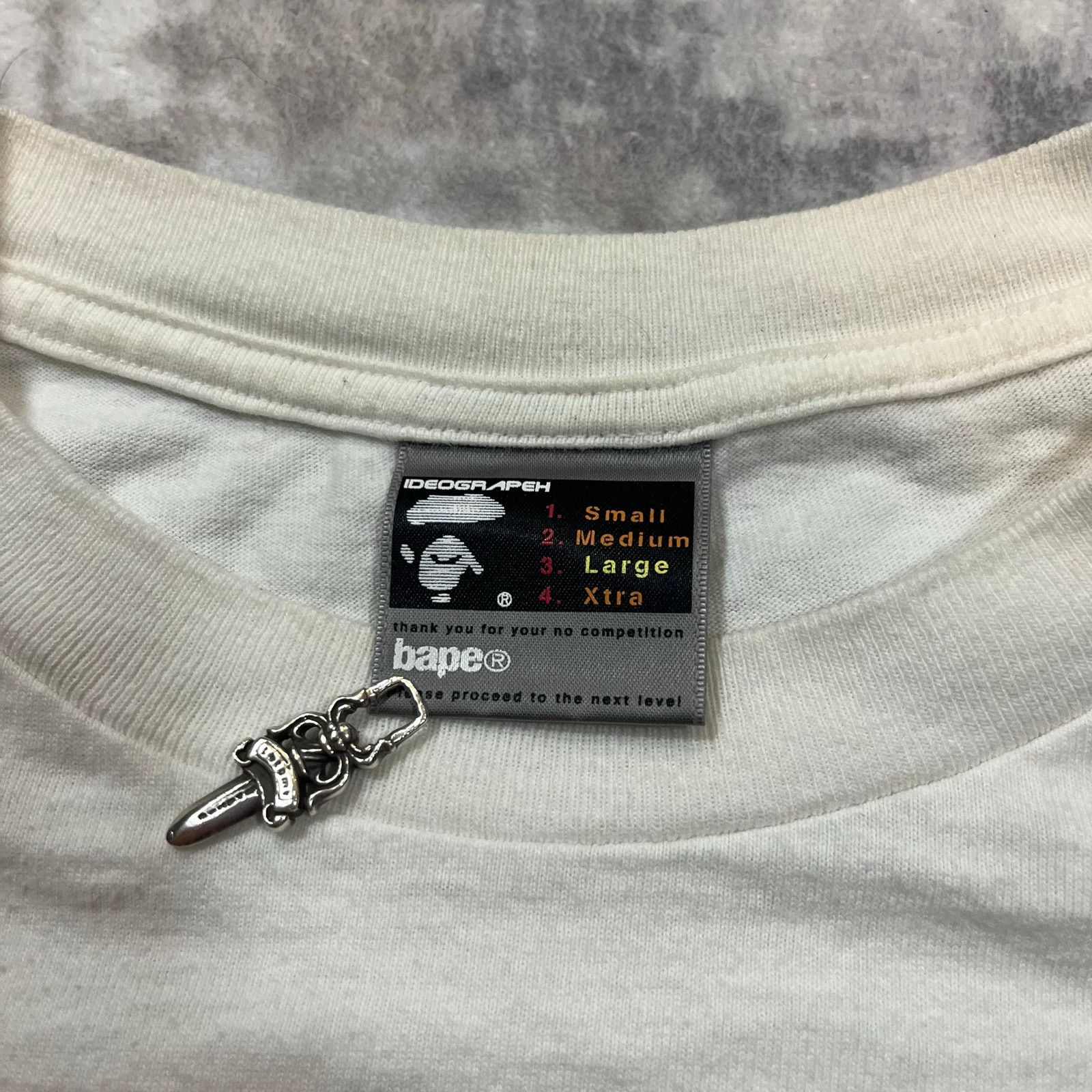 Bape × Nigo Authentic Bape 2000's The Circle Is Now Complete Tee L Size US L / EU 52-54 / 3 - 3 Thumbnail