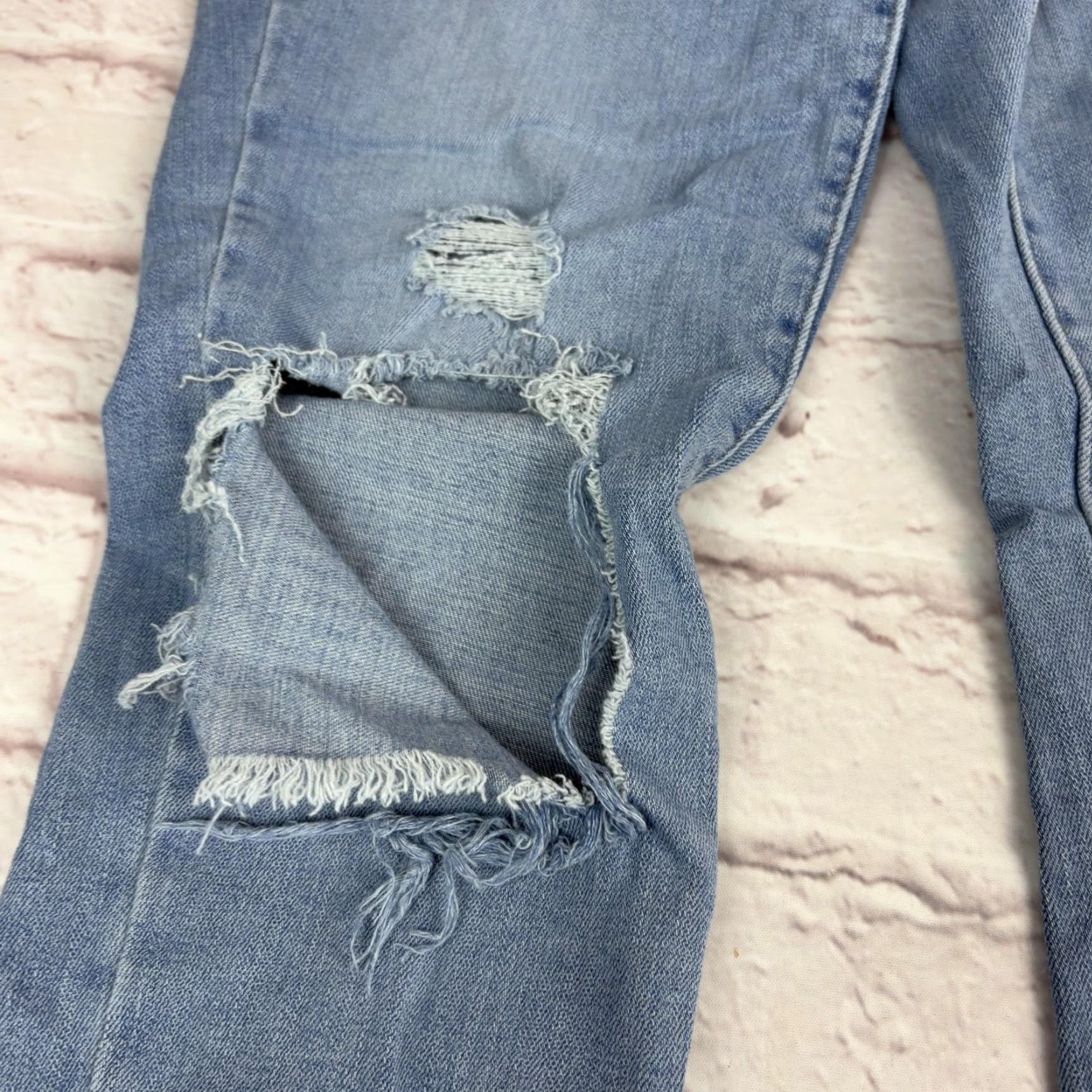 Levi's Levi's 721 High Rise Skinny Jeans Womens 30 Light Wash Blue Distressed Ripped Size 30" / US 8 / IT 44 - 6 Thumbnail