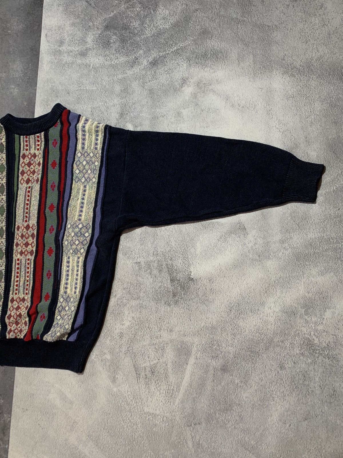 Vintage Vintage 90s striped Coogi style sweater streetwear size M Size US M / EU 48-50 / 2 - 4 Thumbnail