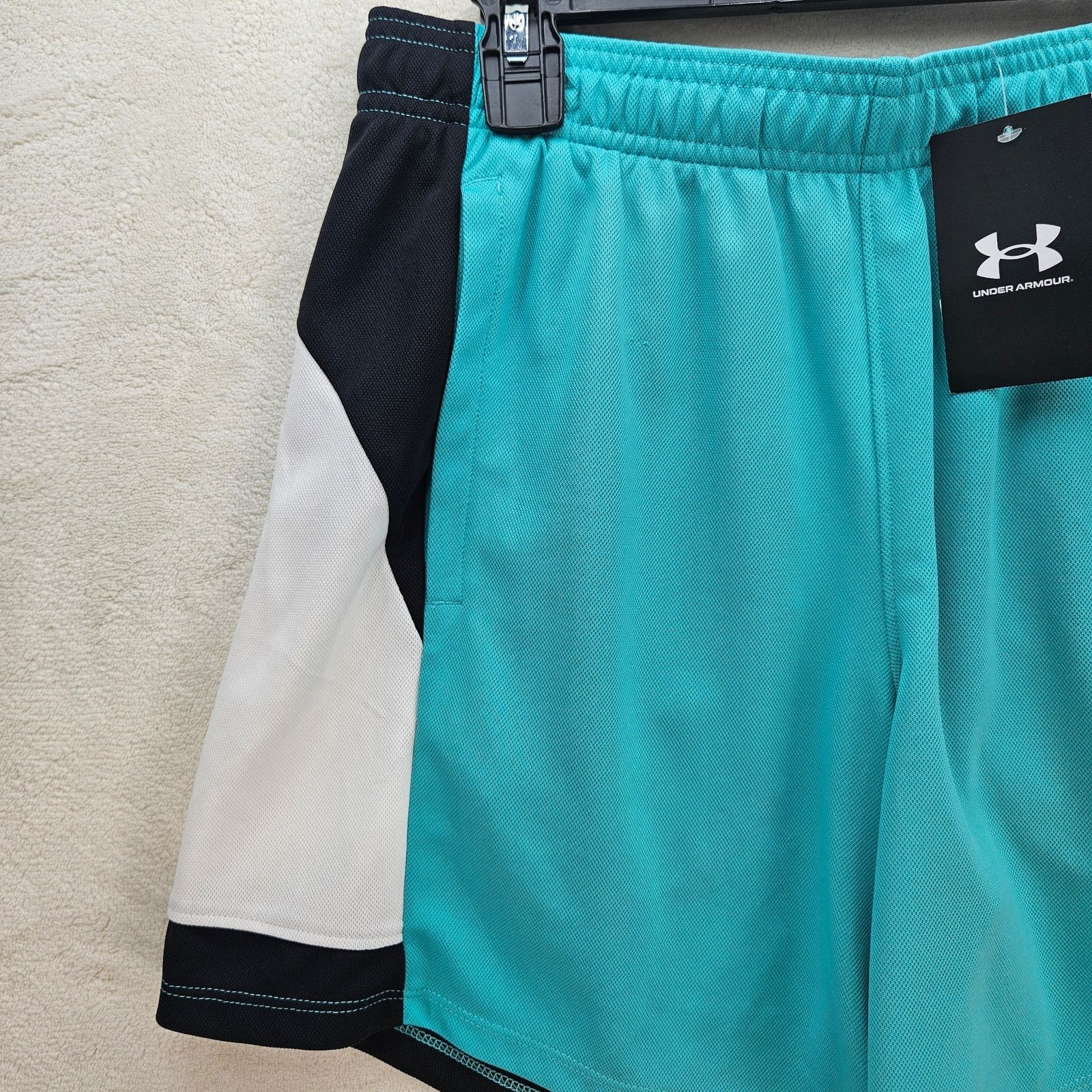Under Armour UNDER ARMOUR WOMEN'S SMALL ACTIVE SHORTS BLUE BLACK WHITE Size 39" - 3 Thumbnail