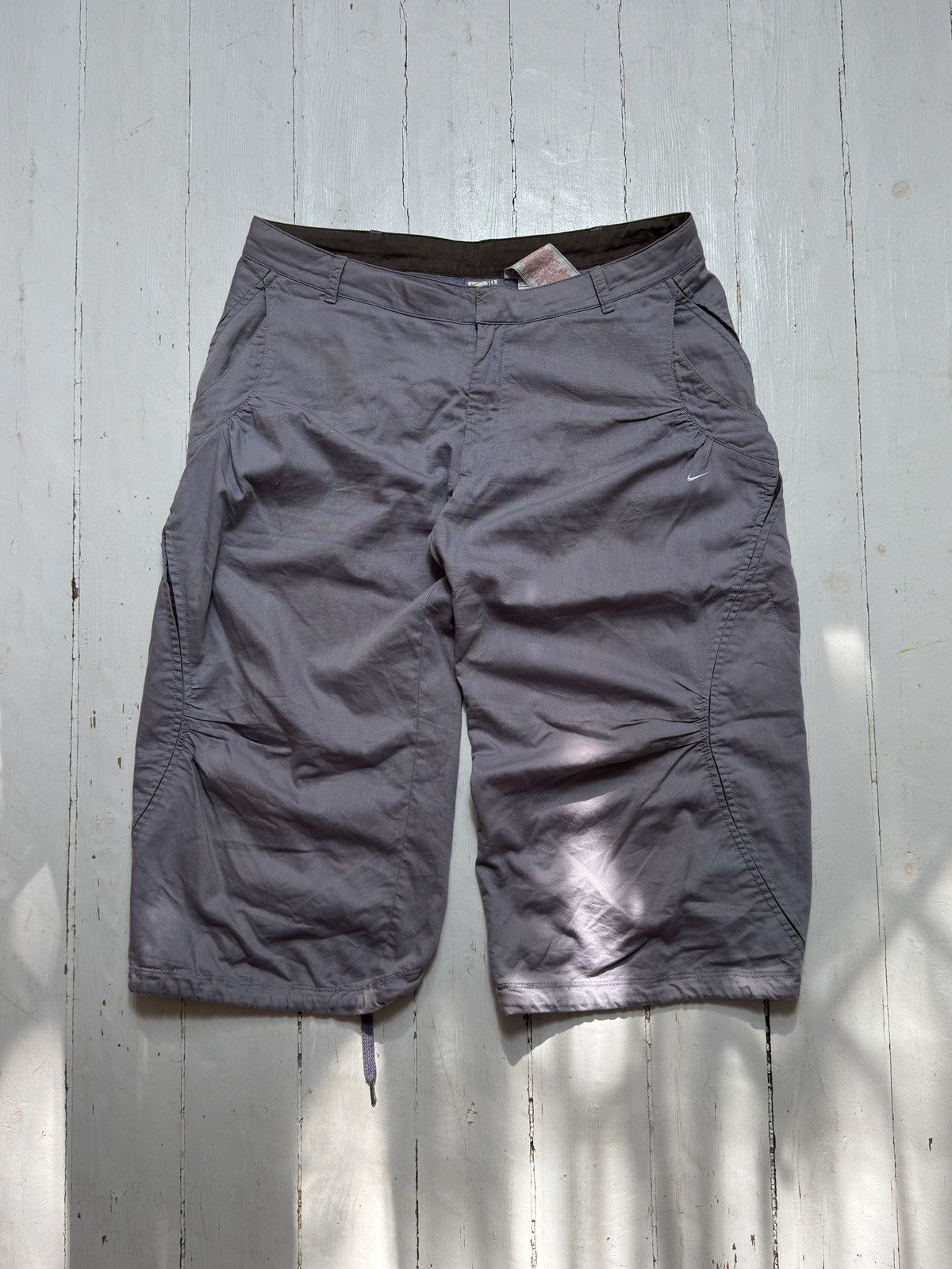Nike VINTAGE NIKE MINI SWOOSH BONDAGE BREECHES / SHORTS Size 32" / US 10 / IT 46 - 1 Thumbnail