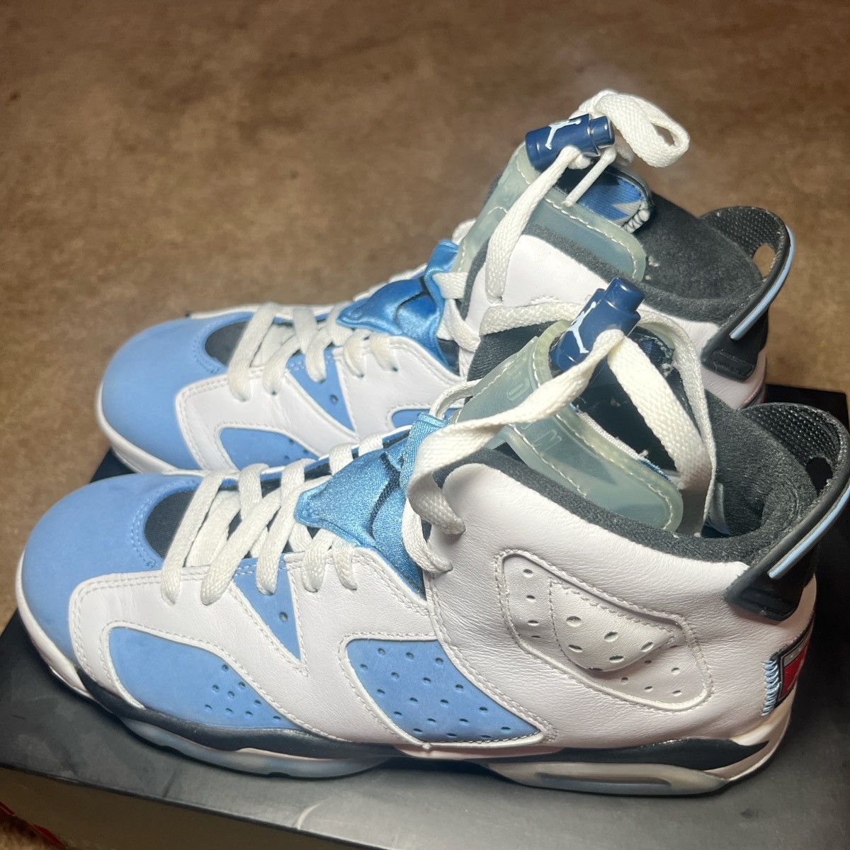 Nike UNC Jordan 6s Size US 7 / IT 37 - 7 Thumbnail
