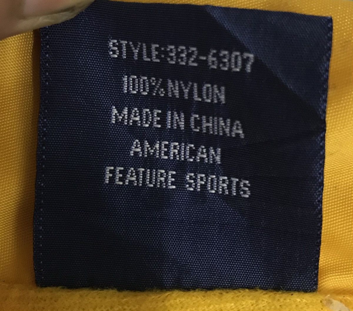 Vintage Vintage Champion Cup American Feature Sports Jacket Size US M / EU 48-50 / 2 - 16 Thumbnail