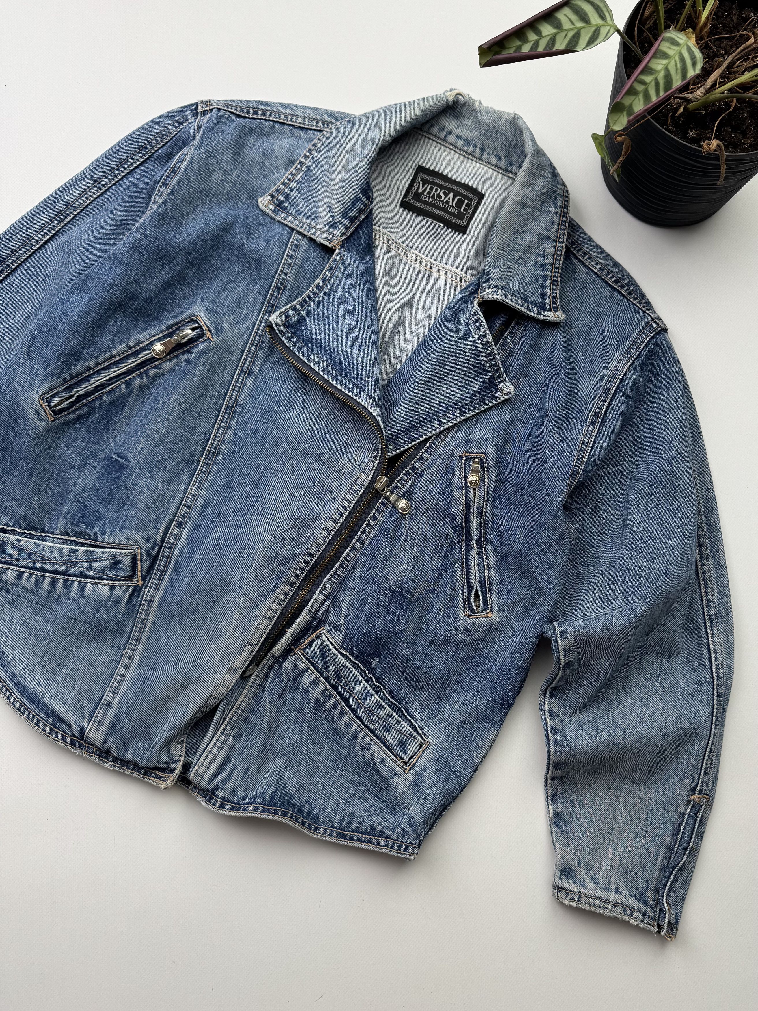 Versace Jeans Couture Versace Jeans Couture 80's Denim Jacket (145) Size M / US 6-8 / IT 42-44 - 3 Thumbnail