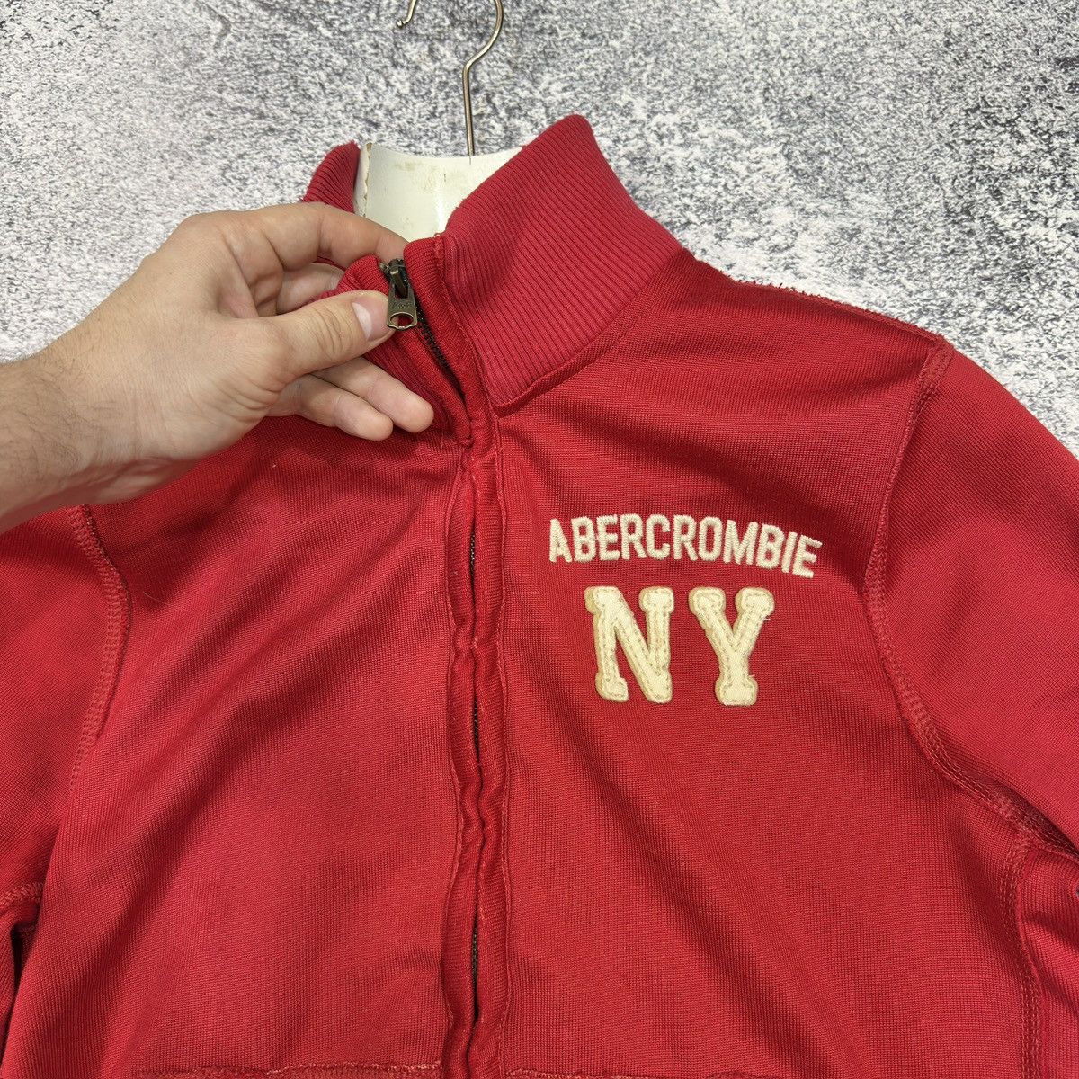 Abercrombie & Fitch Abercrombie & Fitch Mens Zip Up Sweater L Size Size US L / EU 52-54 / 3 - 5 Thumbnail