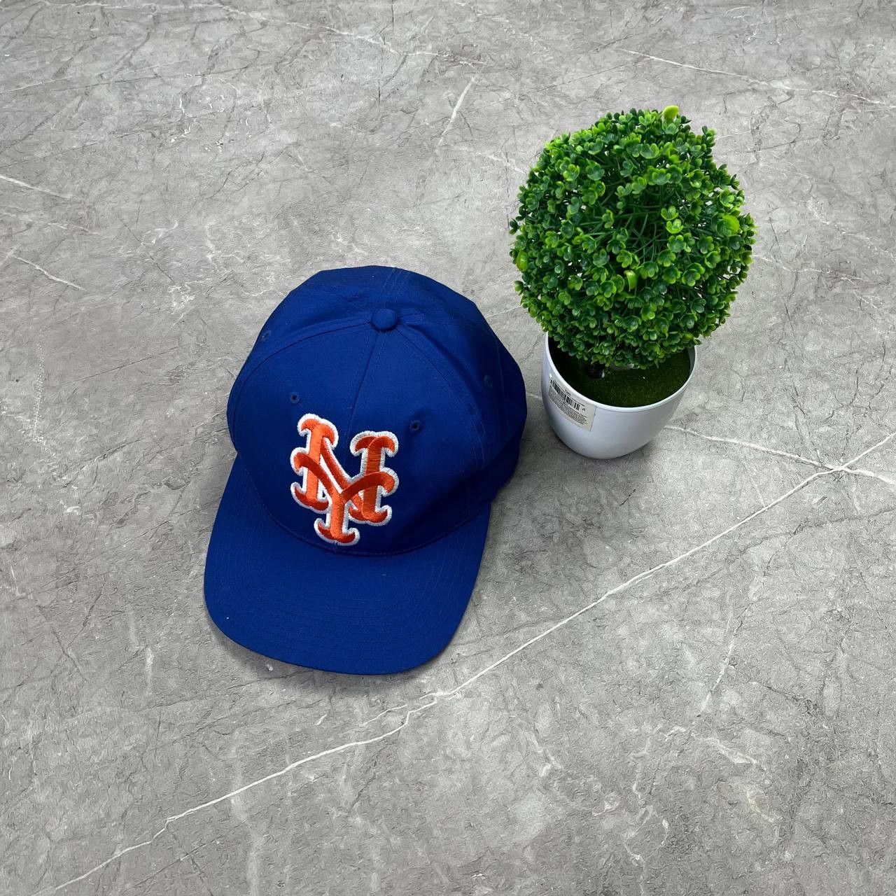 MLB Vintage New York Meets MLB NYC City Fitted Hat Baseball Cap Size ONE SIZE - 1 Thumbnail
