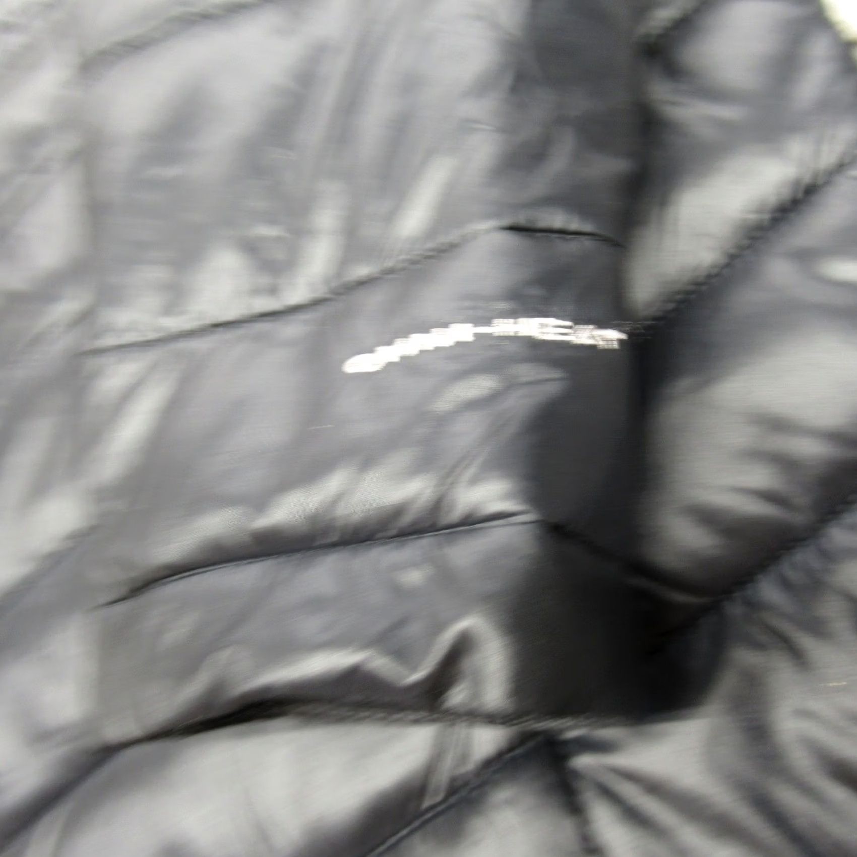 Vintage Columbia Jacket Womens M Dark Navy Gold Waterproof Insulated Quilted Puffer Zip Full Length Casual, Travel Womens M Blue Gold Quilt Pattern 90s? Size M / US 6-8 / IT 42-44 - 6 Thumbnail