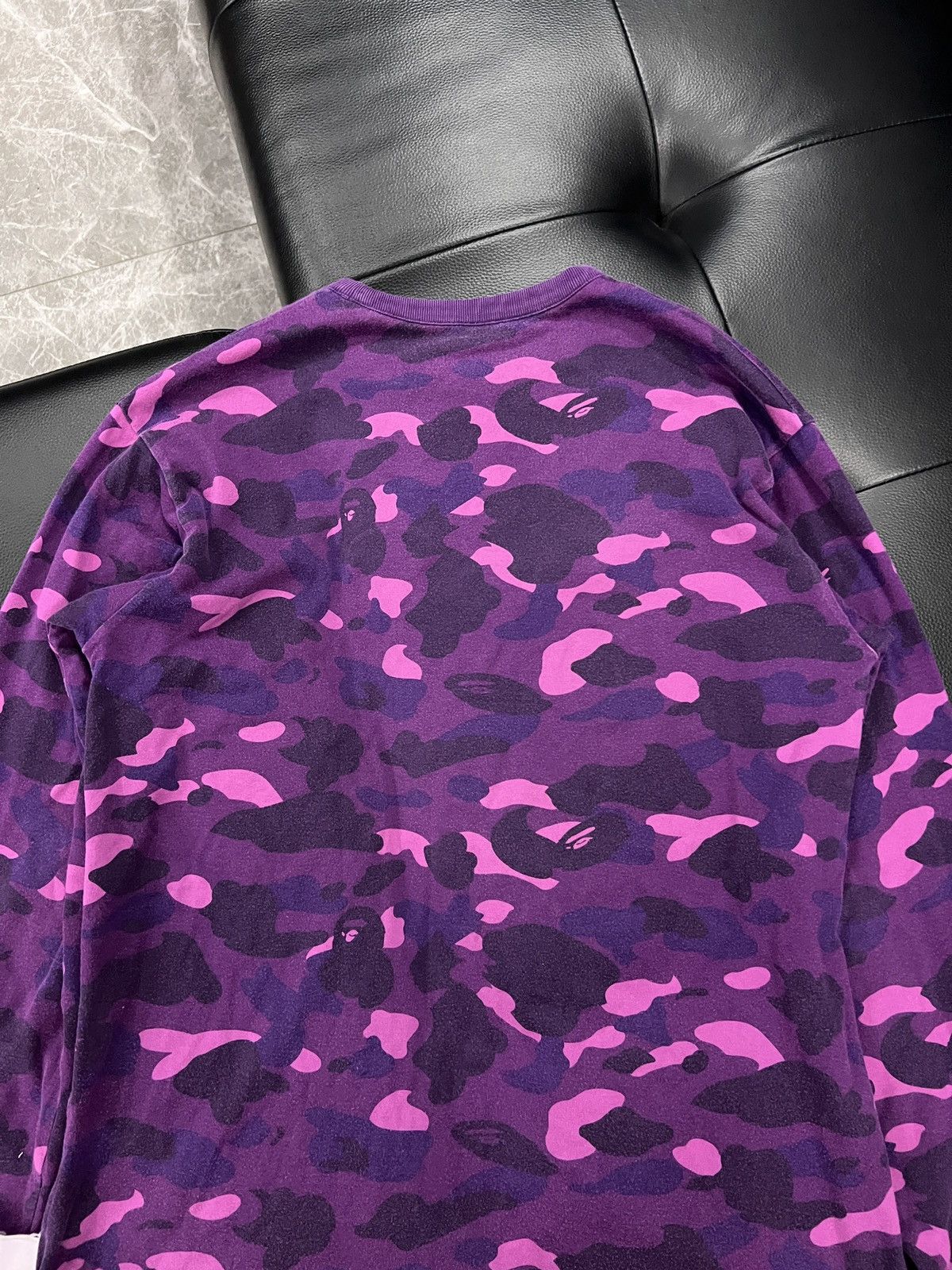 Bape BAPE OG Purple/Blue Camo Logo Reversible Long Sleeve Size US L / EU 52-54 / 3 - 9 Thumbnail