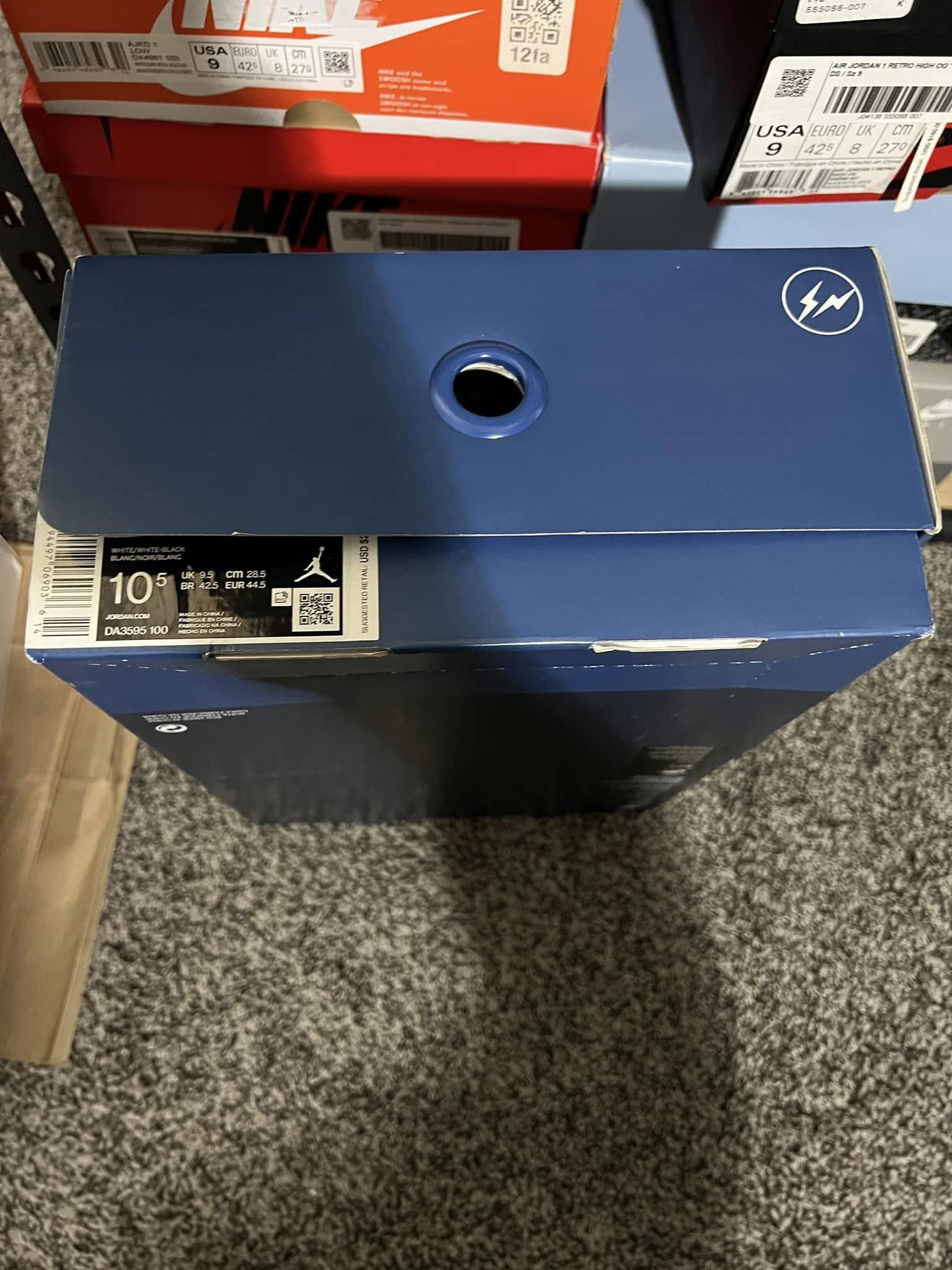 Jordan Brand AJ3 Fragment Size US 10.5 / EU 43-44 - 3 Thumbnail