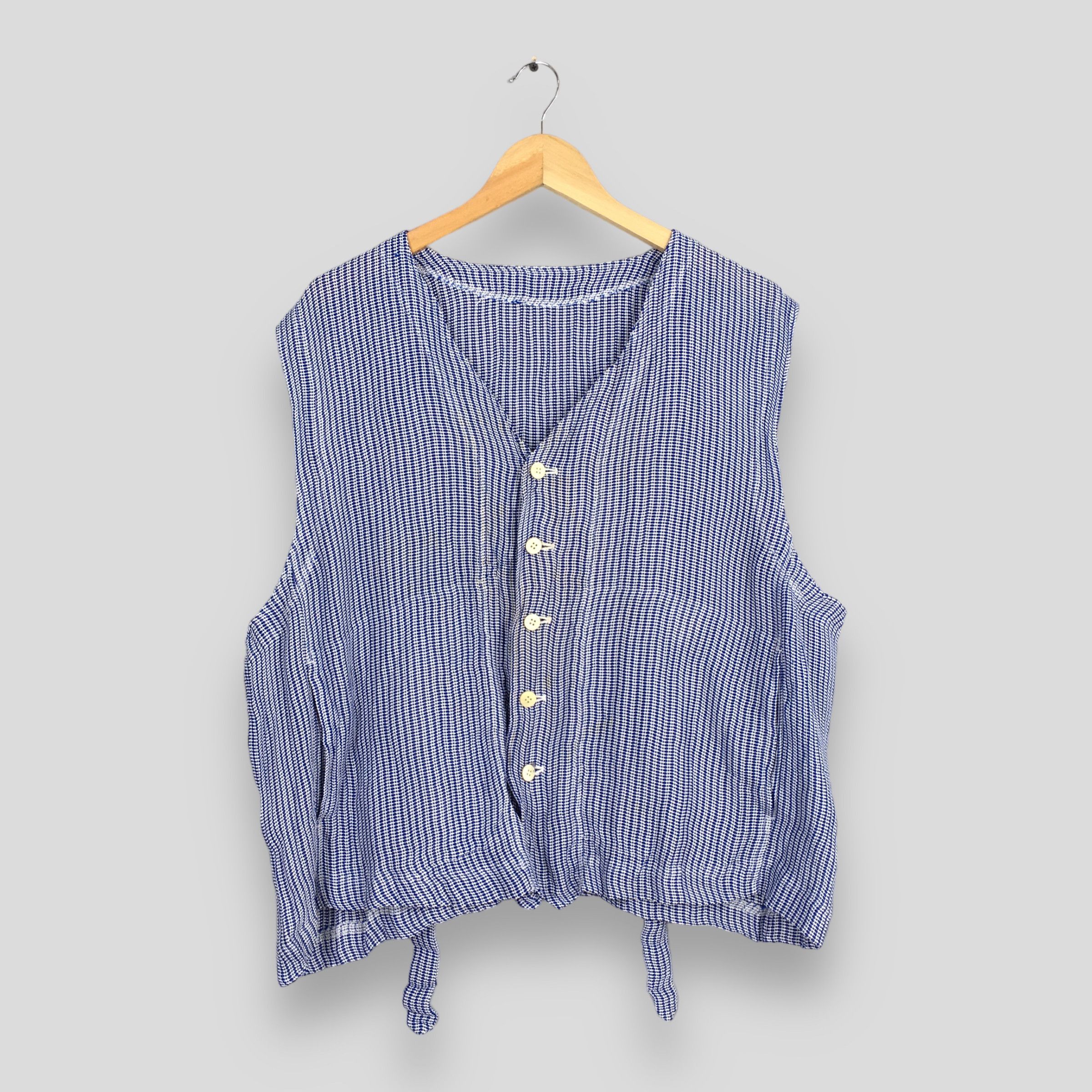 Issey Miyake Vintage Issey Miyake Men Stripes Sleeveless Pleated Jacket M Size US M / EU 48-50 / 2 - 1 Thumbnail