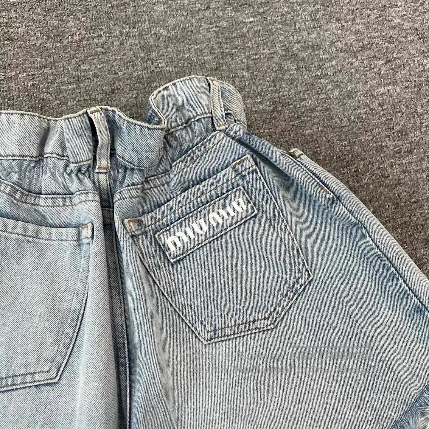 Miu Miu Miu Miu 22SS Denim Shorts. Size 27" / US 4 / IT 40 - 4 Thumbnail