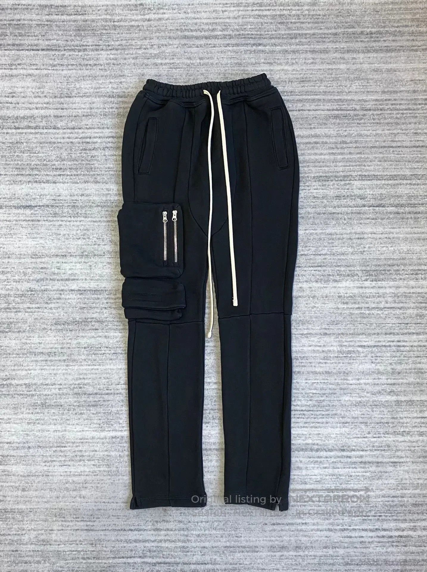 Far Afield black 3D pocket pants with flared hem. Size 23" - 1 Thumbnail