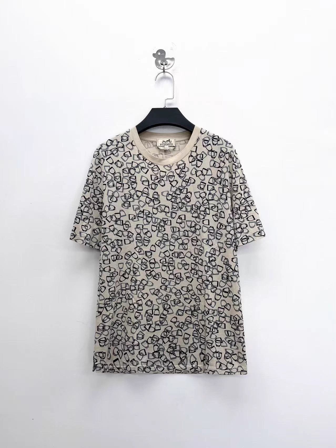 Hermes Hermes Beige All Over Horsebit Logo Crew Short-Sleeve Tee M Size M / US 6-8 / IT 42-44 - 1 Thumbnail