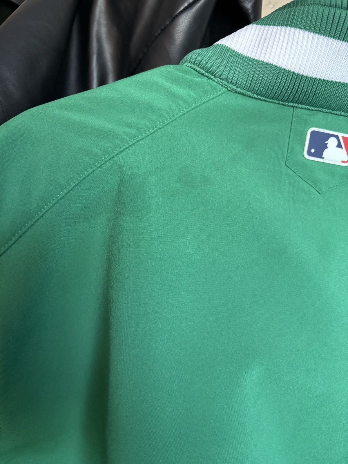 Majestic Rex sox bomber Size US L / EU 52-54 / 3 - 5 Thumbnail