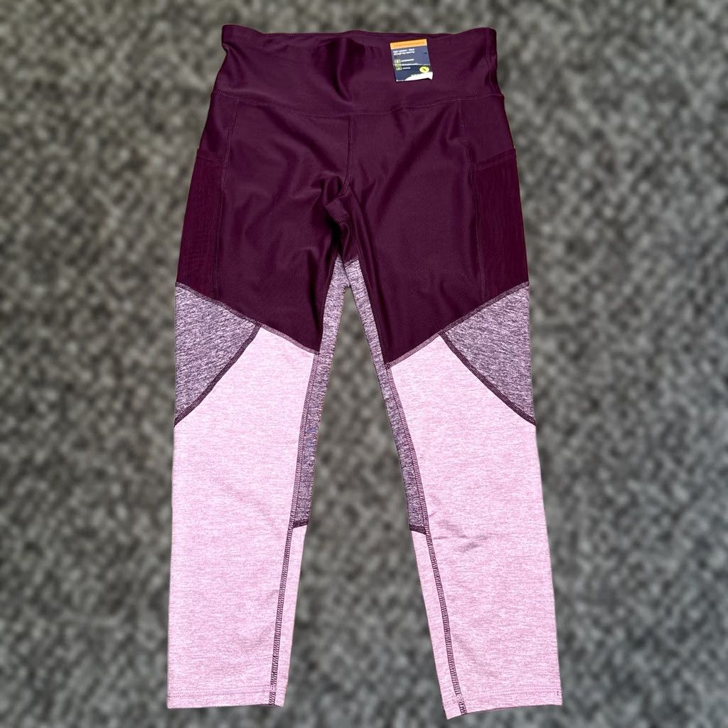 Vintage Xersion Leggings Womens L Burgundy Stretch New Tapered Leg Athletic Activewear Moisture Wicking Polyester Spandex Size 36" / US 14 / IT 50 - 1 Thumbnail