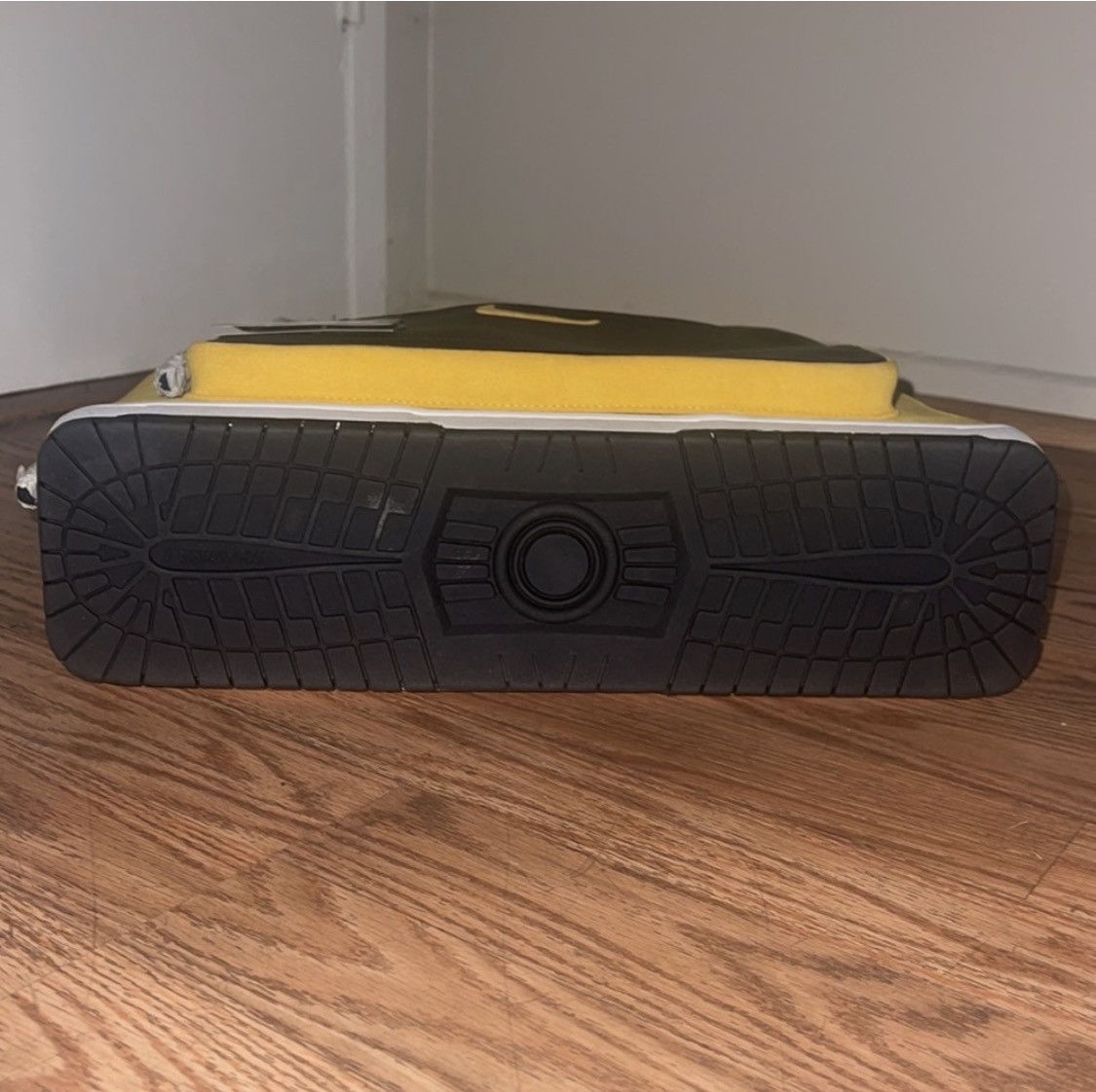 Nike SB Nike SB DunkCase 2005 Laptop Bag — Wu-Tang Colorway — BNWT Size ONE SIZE - 4 Thumbnail
