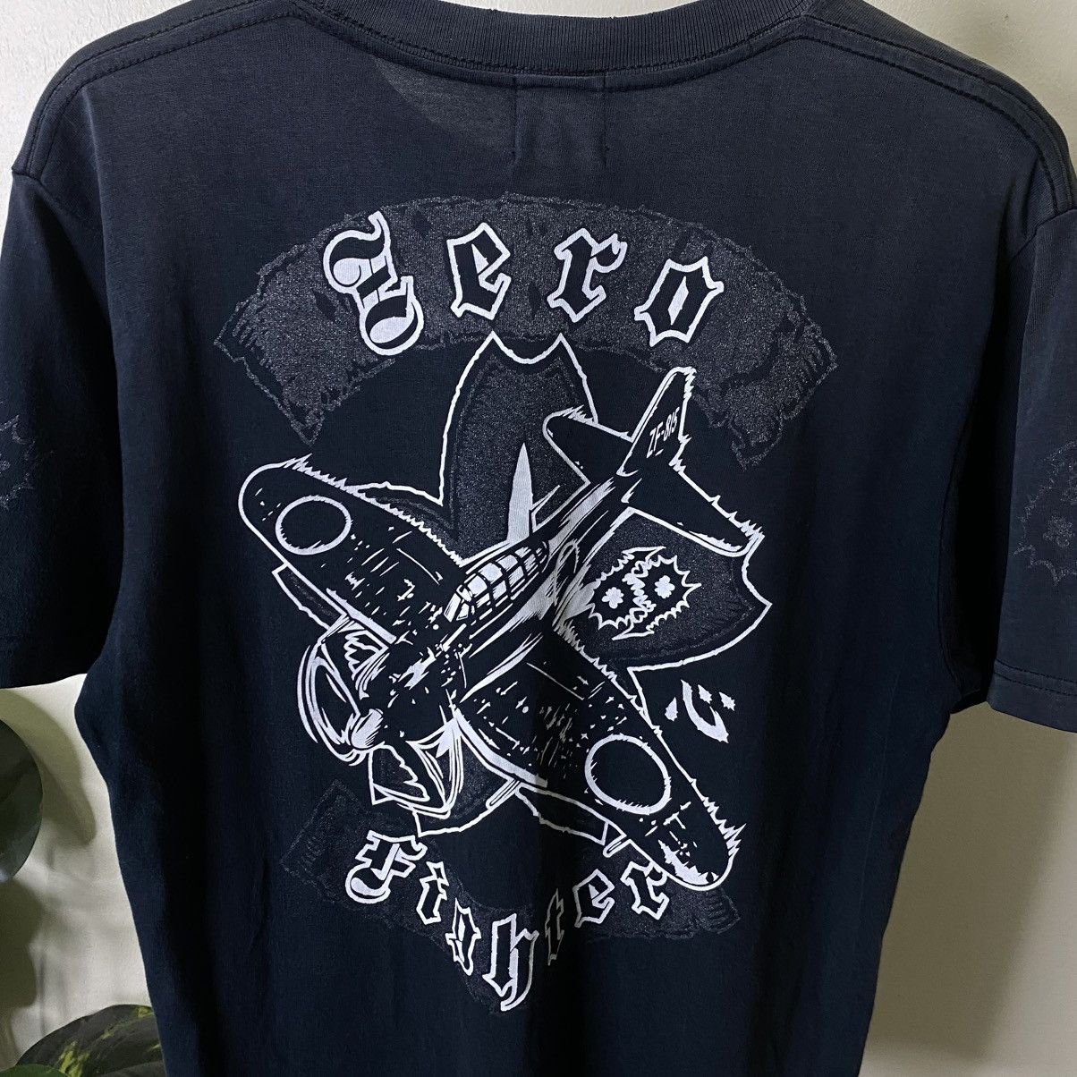 Vintage Y2K Zero Fighter Jets Faded Black T Shirt Size US L / EU 52-54 / 3 - 2 Thumbnail