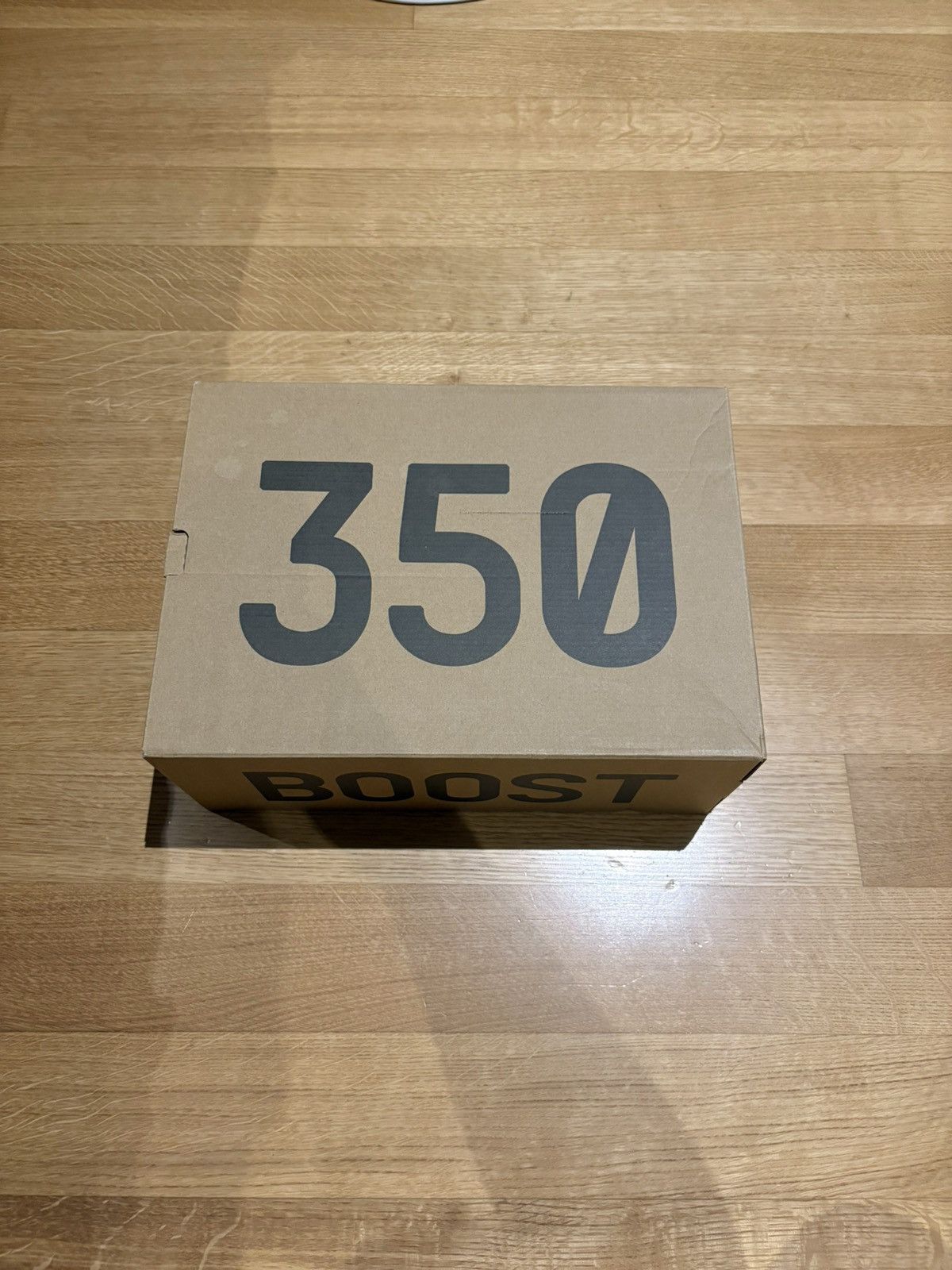 Yeezy Yeezy 350 v2 Beluga 2.0 Size US 9 / EU 42 - 12 Thumbnail