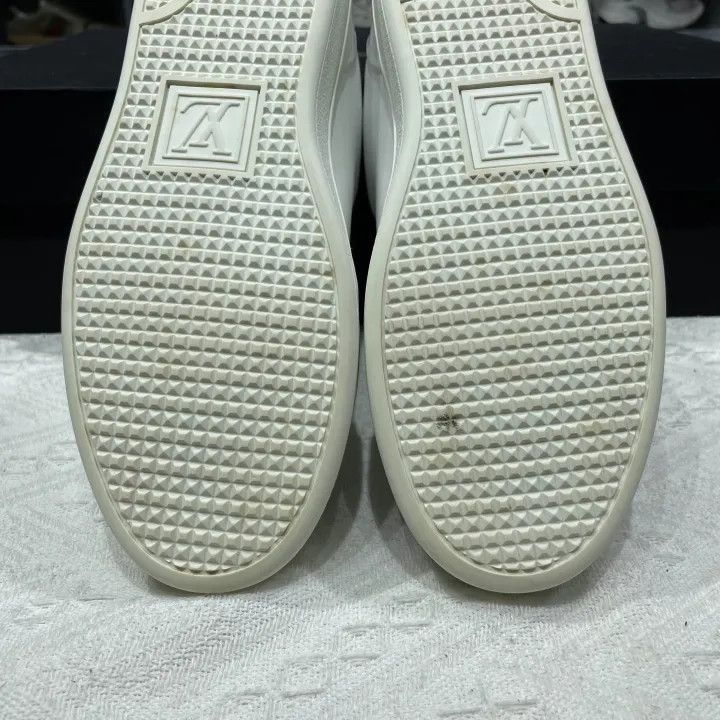 Louis Vuitton Louis Vuitton Frontrow White Leather Fashion Sneakers -2508 Size US 6 / IT 36 - 2 Thumbnail