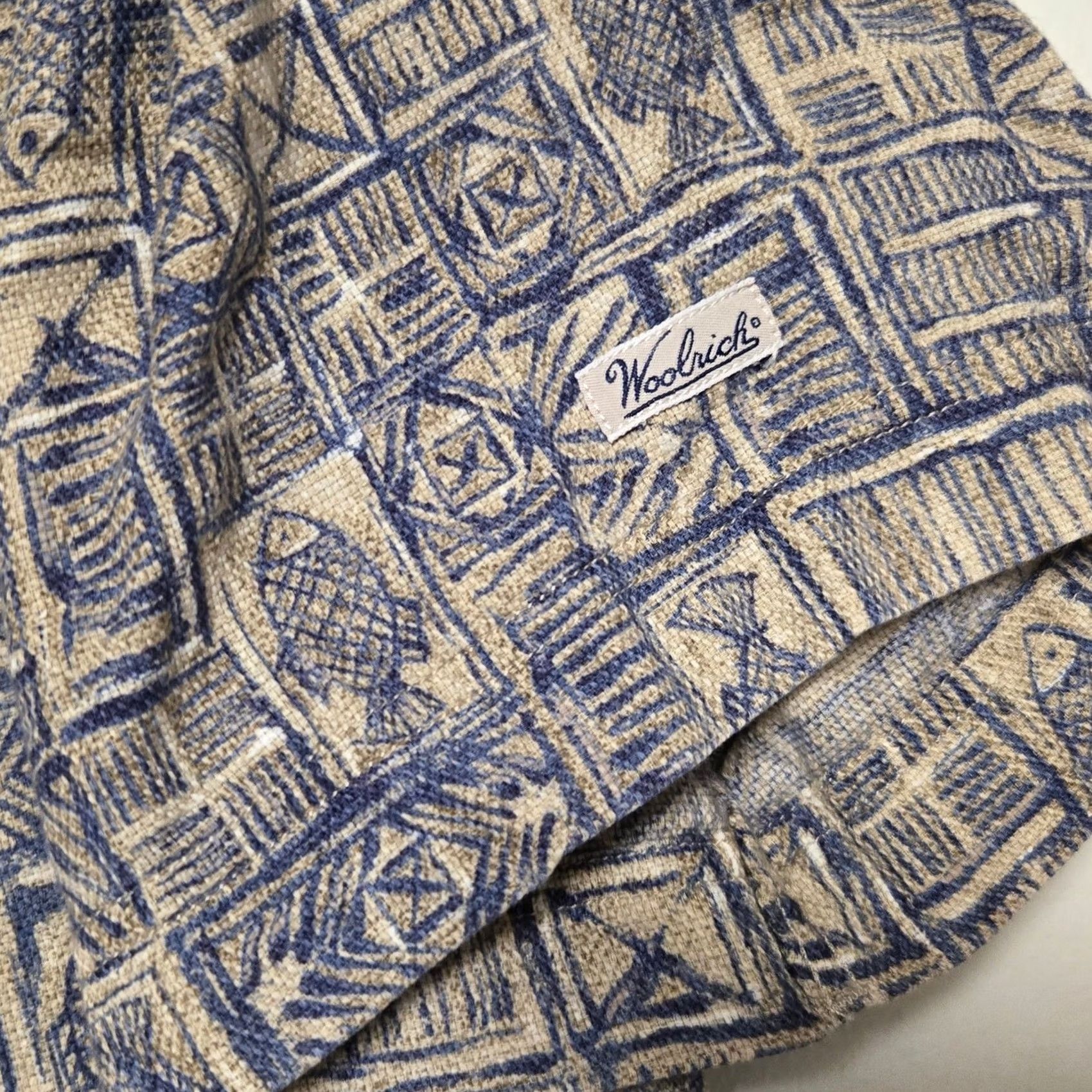 Vintage VINTAGE Woolrich Button Down Shirt Mens XL Knit Cotton SS Fish Print Blue Tan Mens Shrt XL Tan Fish Print Woolrich Size US XL / EU 56 / 4 - 4 Thumbnail