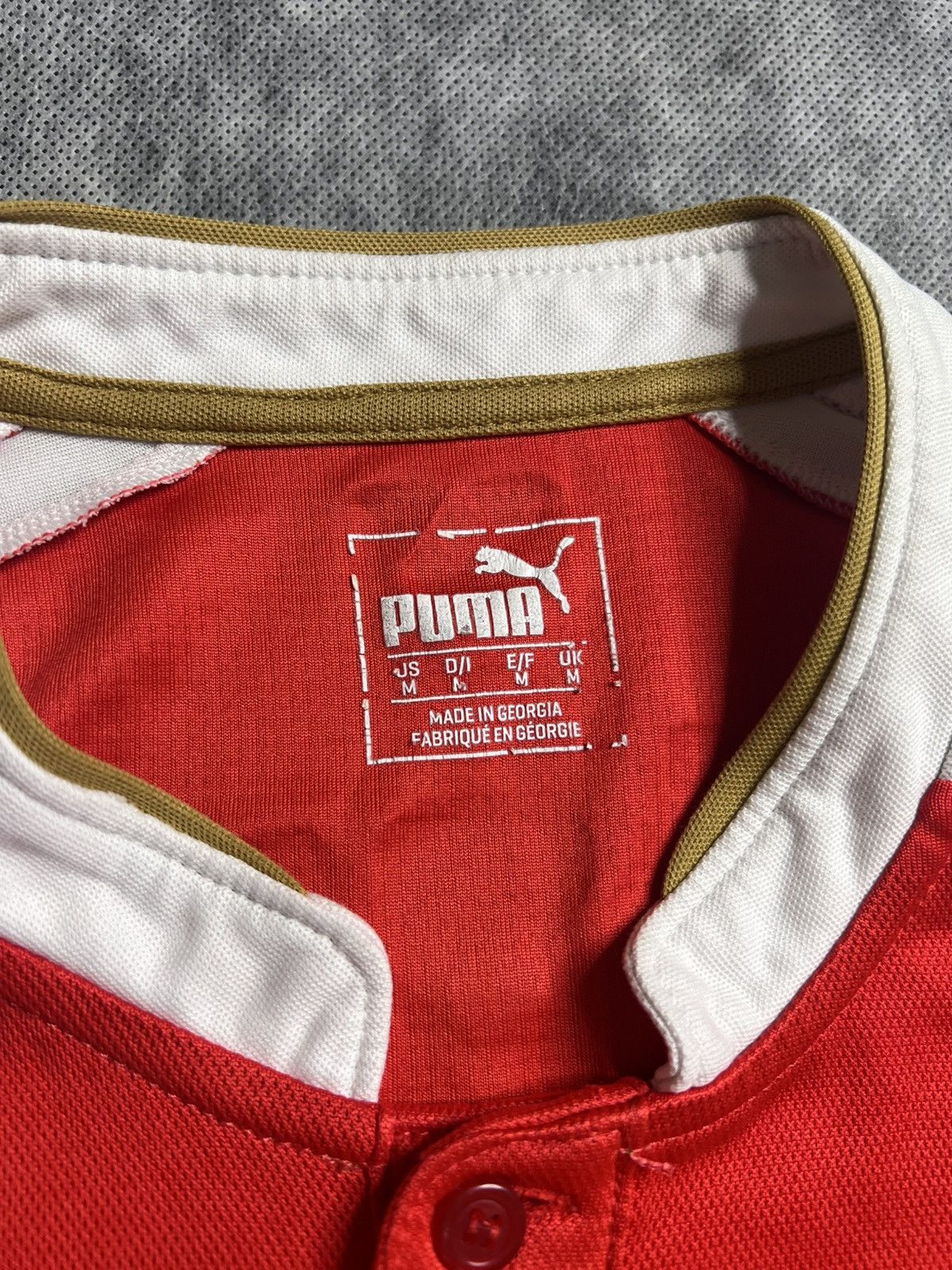 Puma ARSENAL PUMA FOOTBALL HOME JERSEY #11 OZIL Size US M / EU 48-50 / 2 - 11 Thumbnail