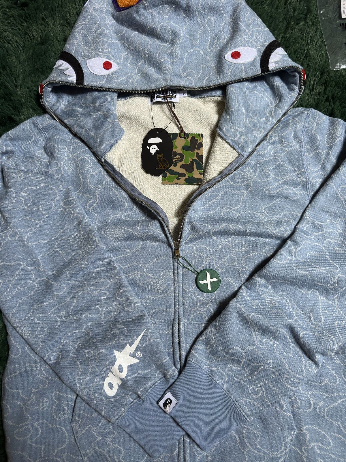 Bape × October's Very Own OVO x BAPE Camo Shark Full-Zip Hoodie Size US XL / EU 56 / 4 - 2 Thumbnail