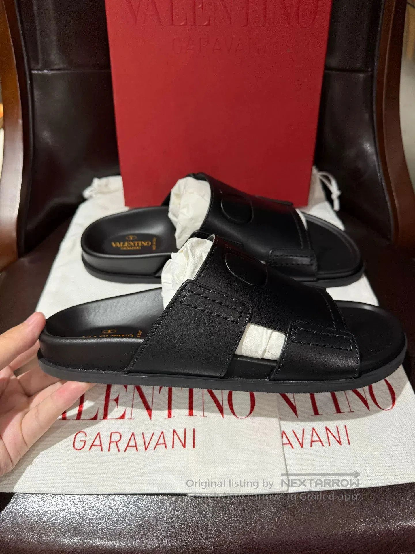 Valentino valentino men's leather slide sandals. Size US 8 / EU 41 - 4 Thumbnail
