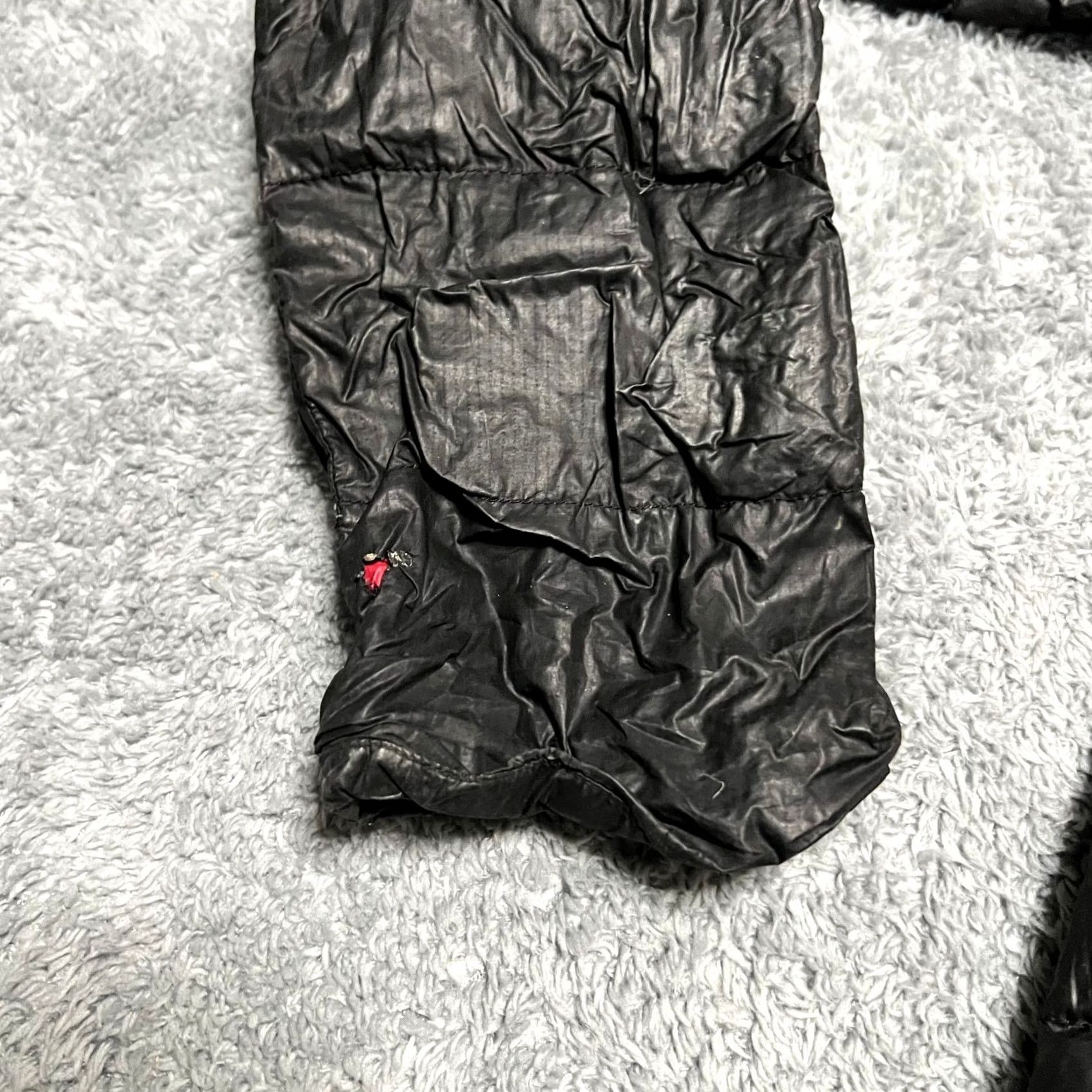 The North Face VINTAGE The North Face Puffer Jacket Womens Medium Summit Series 700 Down flaws Patch Wear spots Insulation light and air uneven Size M / US 6-8 / IT 42-44 - 3 Thumbnail