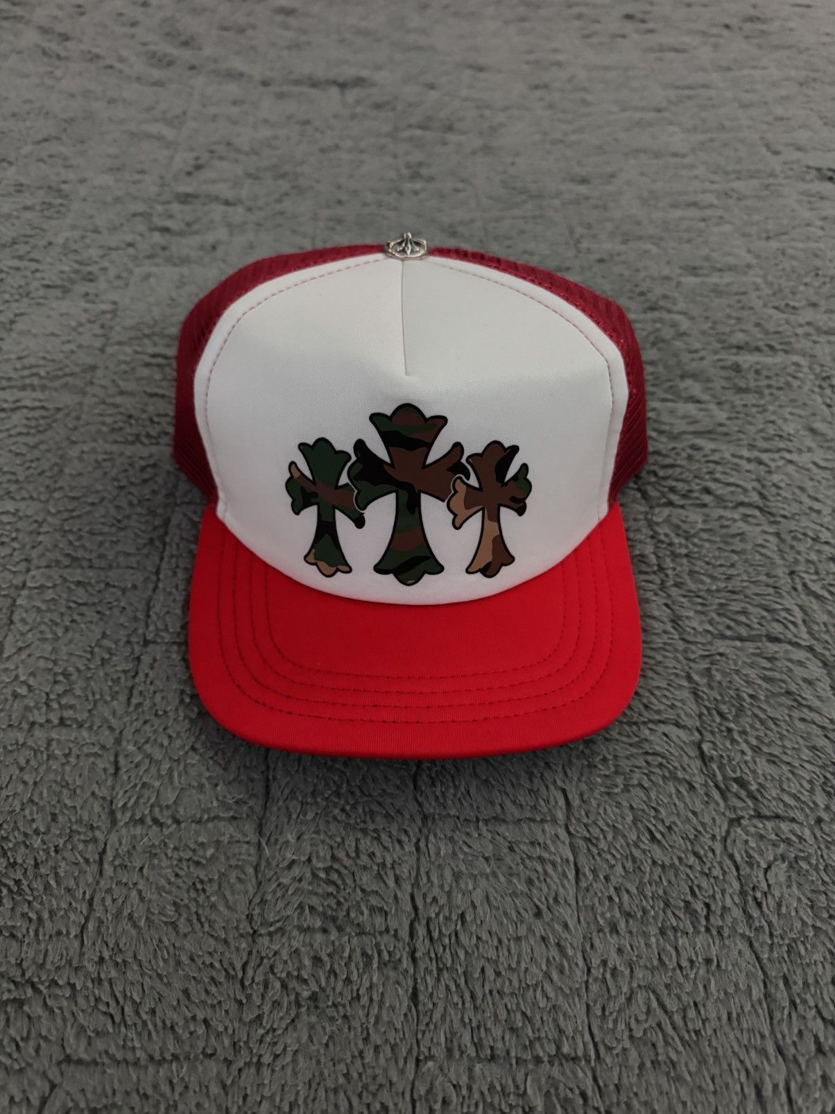 Chrome Hearts Chrome Hearts Camo Triple Cross Cemetery Red Trucker Hat ❤️🤍 Size ONE SIZE - 1 Thumbnail