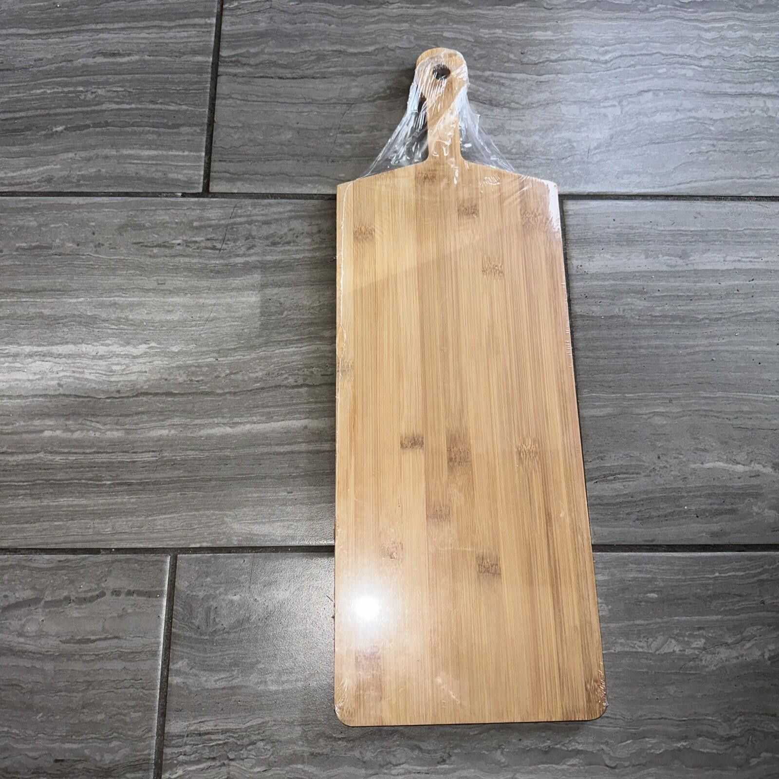 The Unbranded Brand Bamboo Rectangle Cutting Board w/ Handle Hanging Hole Size ONE SIZE - 1 Thumbnail