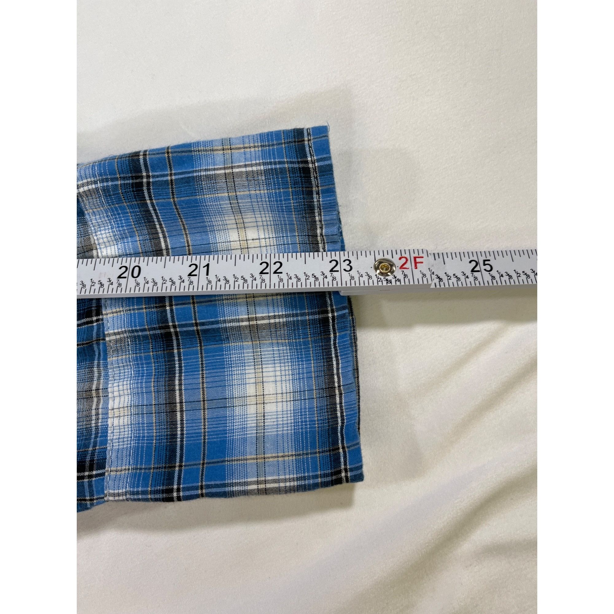 Wrangler Wrangler SKU 7777 Mens Blue Plaid Long Sleeve Pearl Snap Wes Size US XL / EU 56 / 4 - 9 Thumbnail