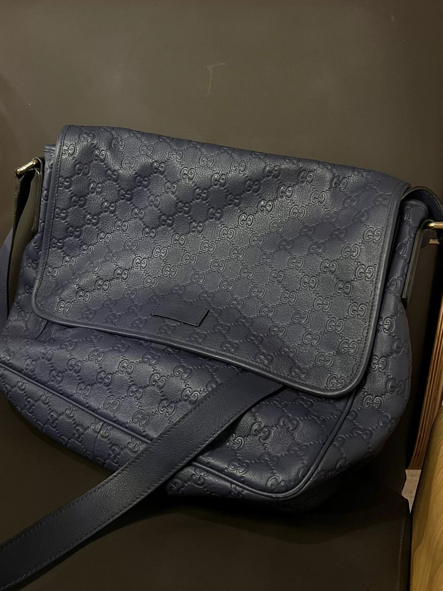 Gucci Gucci GG Logo Embossed Leather Flap Crossbody Bag Size ONE SIZE - 1 Thumbnail