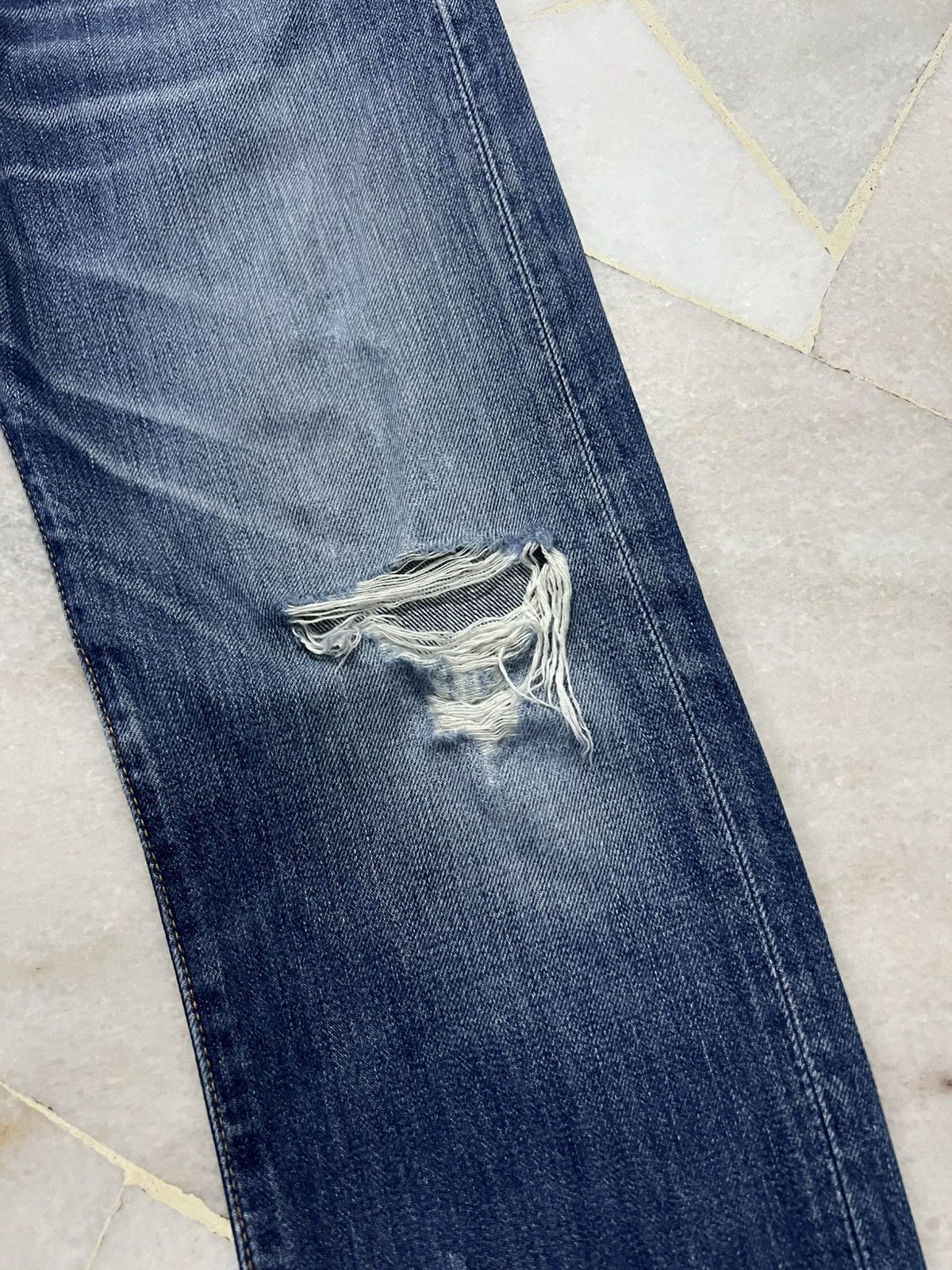 Jean × Levi's × Vintage Vintage Levis 505 Distressed Faded Jean Size US 29 - 5 Thumbnail