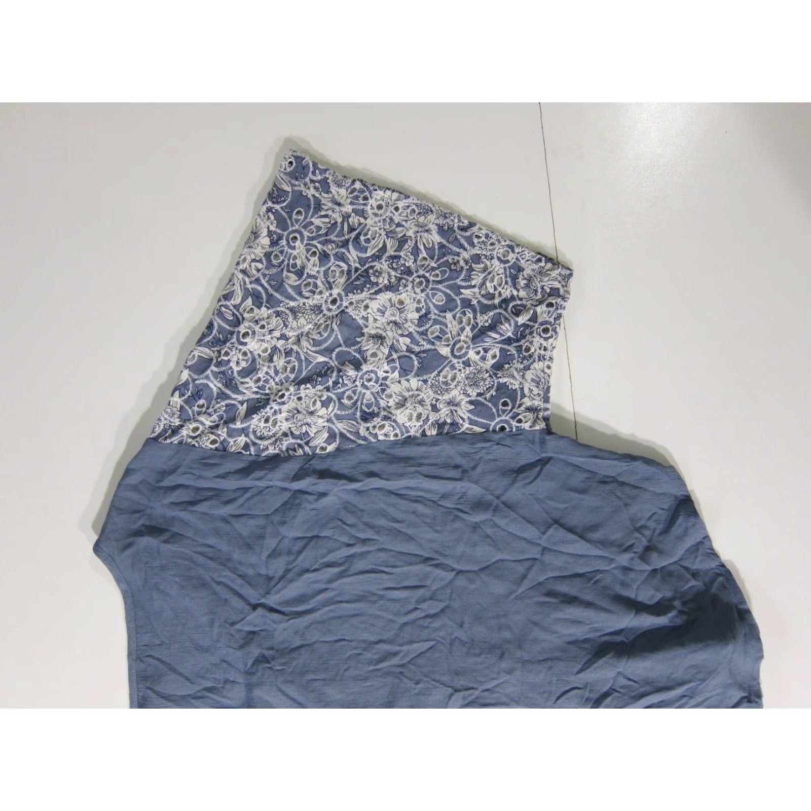 Vintage Harper Blouse XS Cropped 100% Rayon Blue White Embroidered Tie Button Down Women's Shirt Size XS / US 0-2 / IT 36-38 - 6 Thumbnail