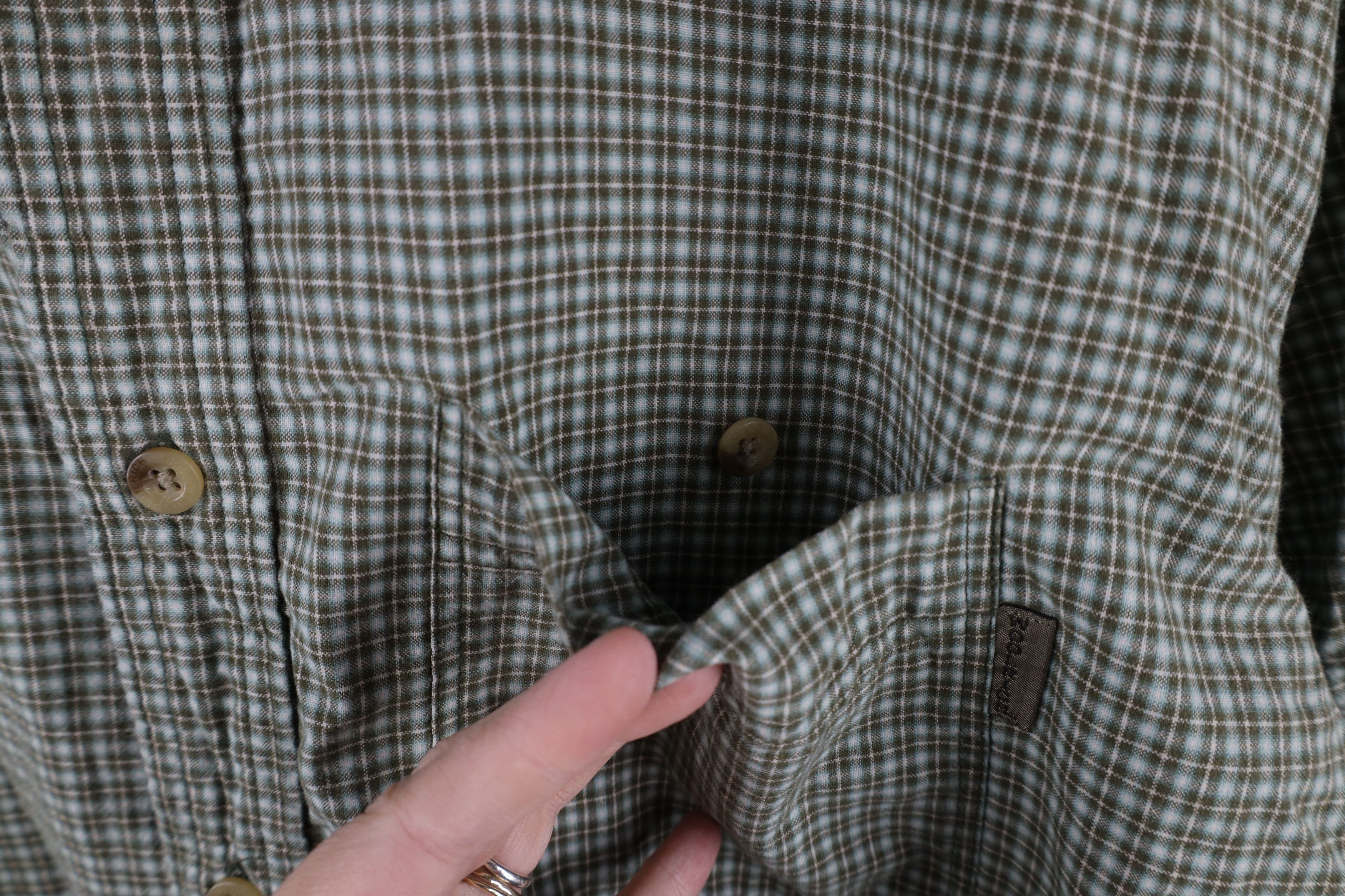 Vintage × Woolrich Woolen Mills Vintage Woolric Spell Out Short Sleeve Button Down Shirt Size US XXL / EU 58 / 5 - 5 Thumbnail